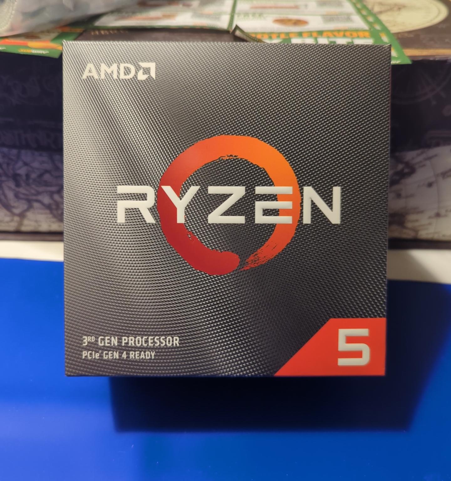 And Ryzen 5 3600 Cpu with Wraith Stealth Cooler