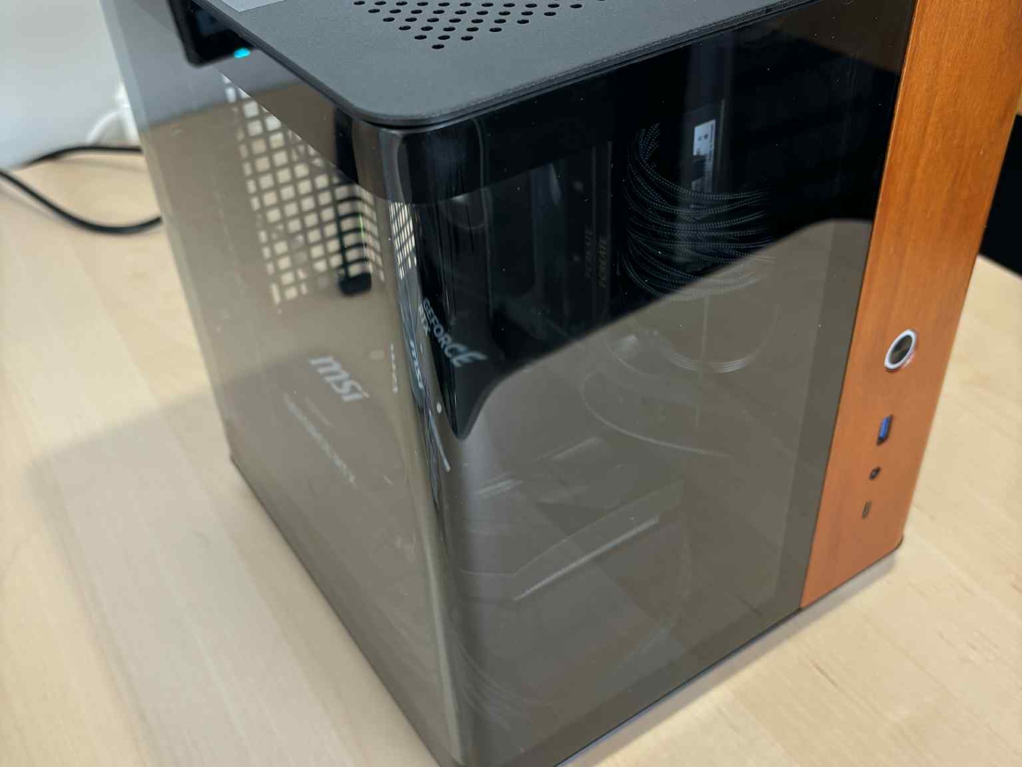 Black TK0 ITX Performance Build - 14400F | 5060 8GB | 32GB DDR5 | 1TB NVMe