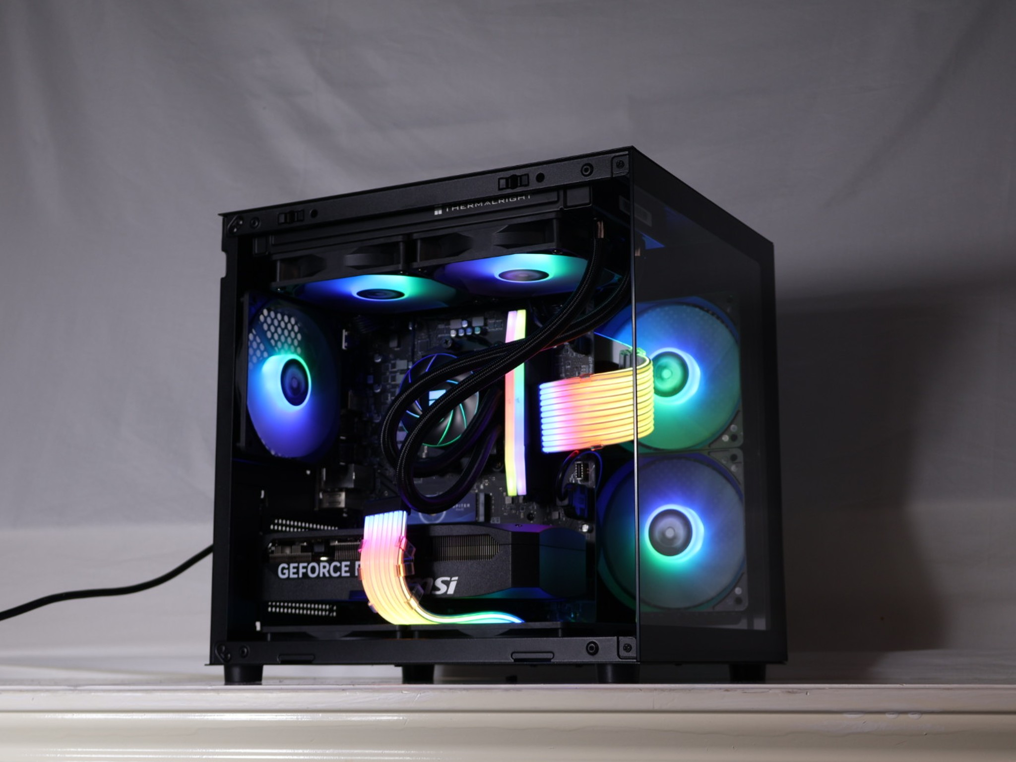 🔥Hyperion| RTX 5070 Ryzen 7 9700x 32gb DDR5 1tb NVMe🔥
