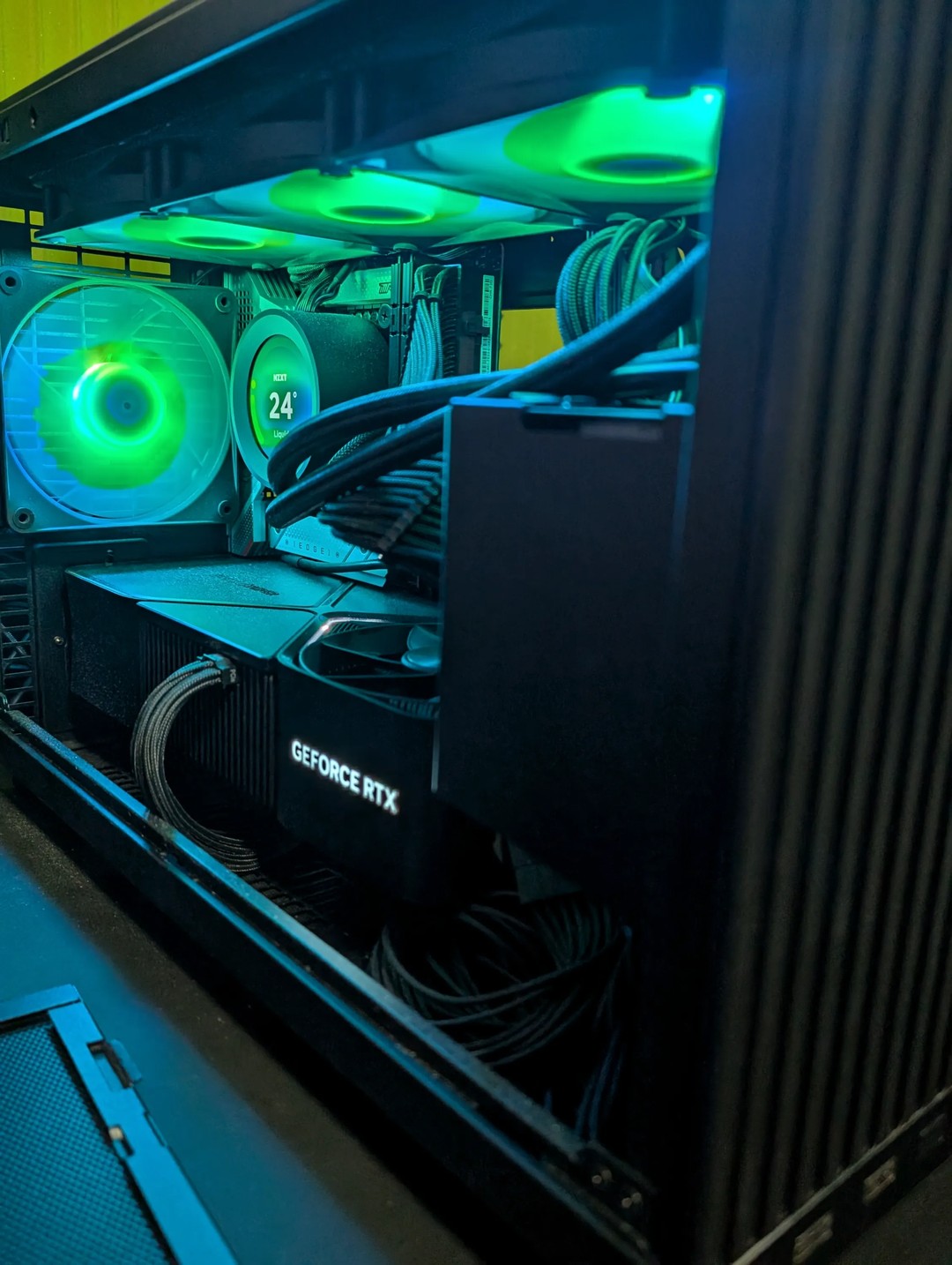 Nvidia RTX 4080 Super / Intel Core i7-14700K / 2TB NVME / 64GB RAM ...