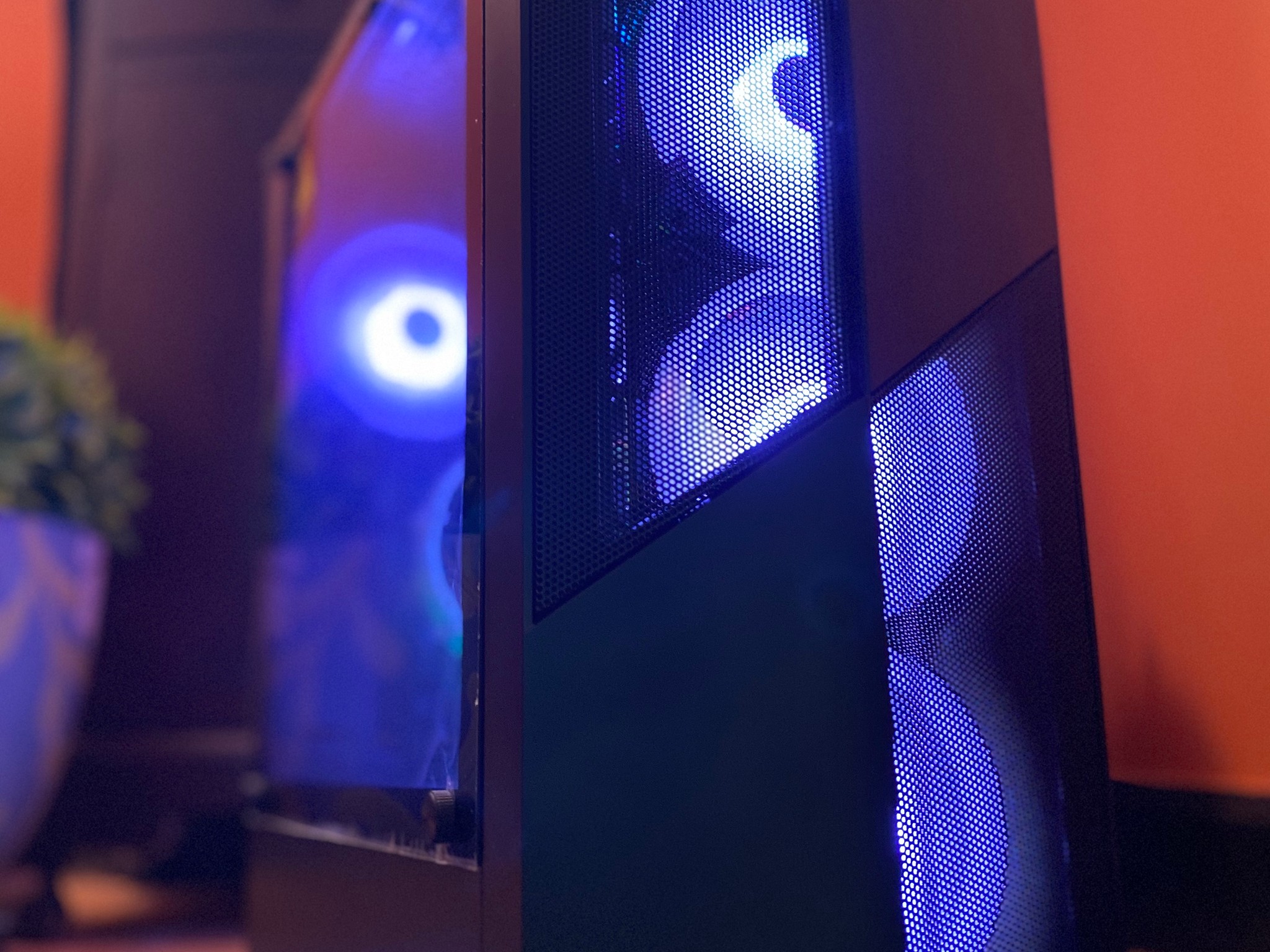 隠された宝石 💎|Ryzen 5|RX 5300|RDNA 1|16GB (2x8GB)RGB RAM @3200MHz|1TB WD Blue SSD|Windows 11 Pro