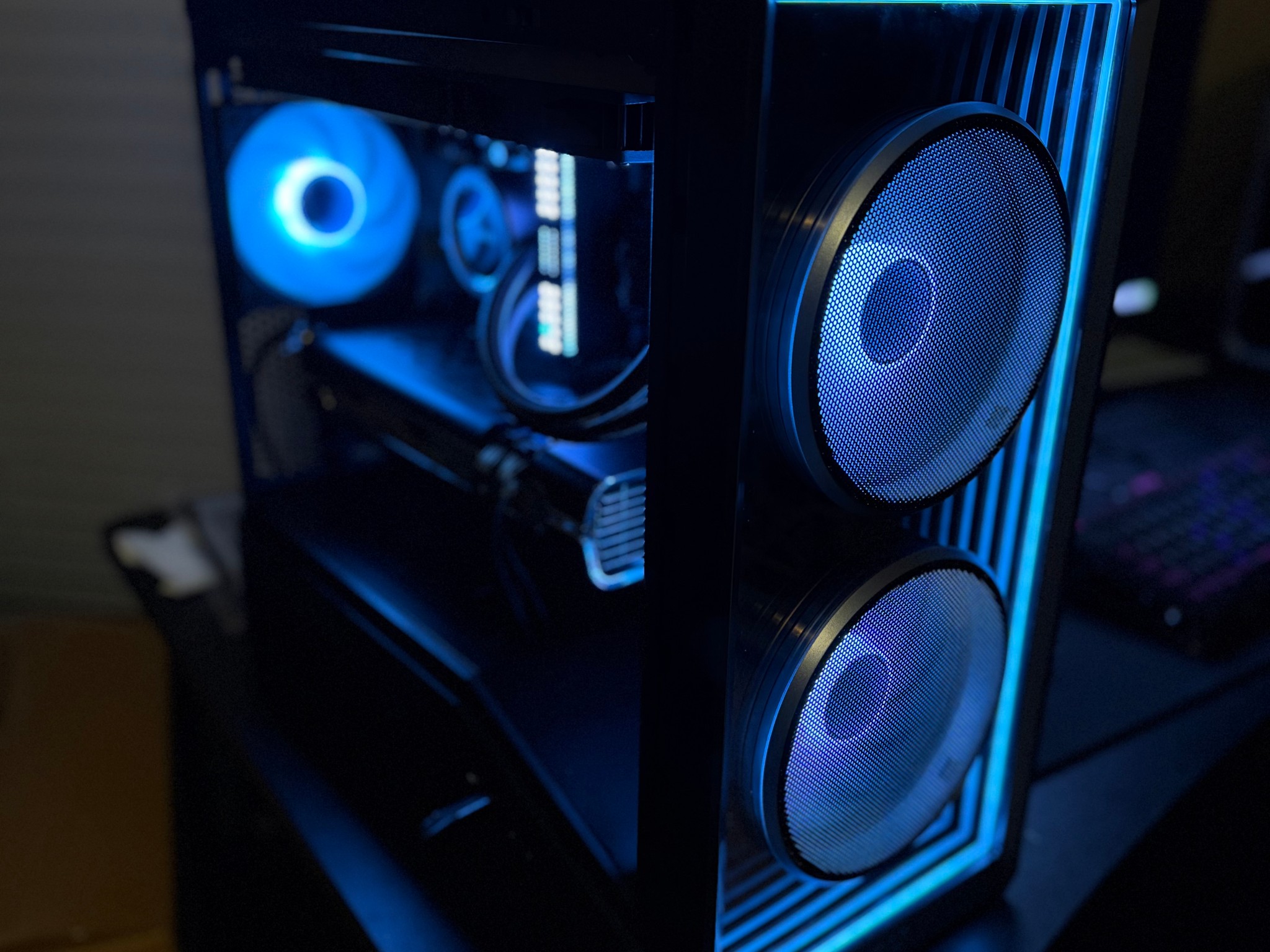 🔥 New i5-12600K | RX 5700 XT | 16GB DDR4 | 500GB NVME M.2 Gen4 | RGB Gaming PC