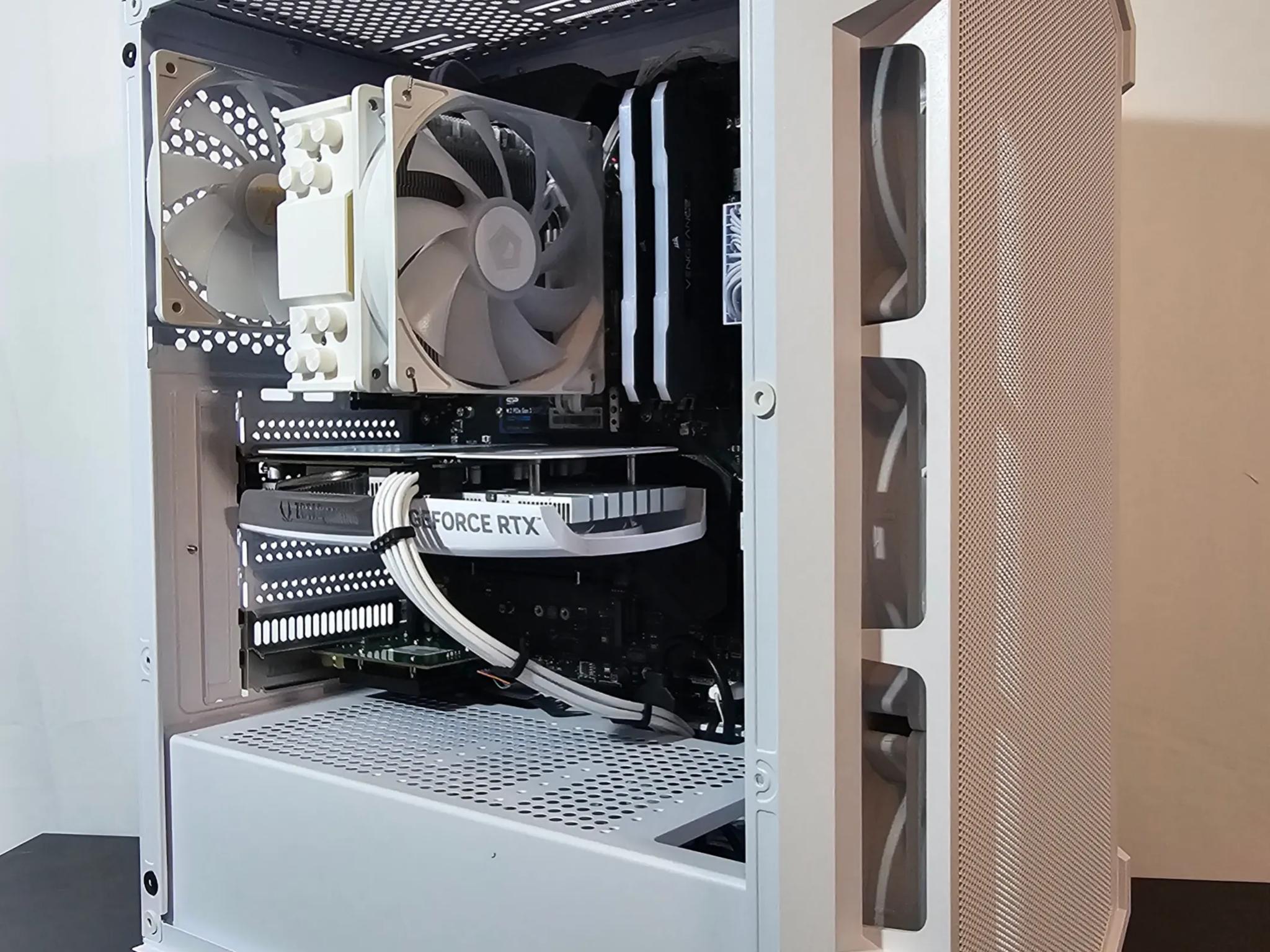 RTX 4060 8GB / Ryzen 5 5500 / 32GB DDR4 / 1TB SSD / Wi-FI & BT