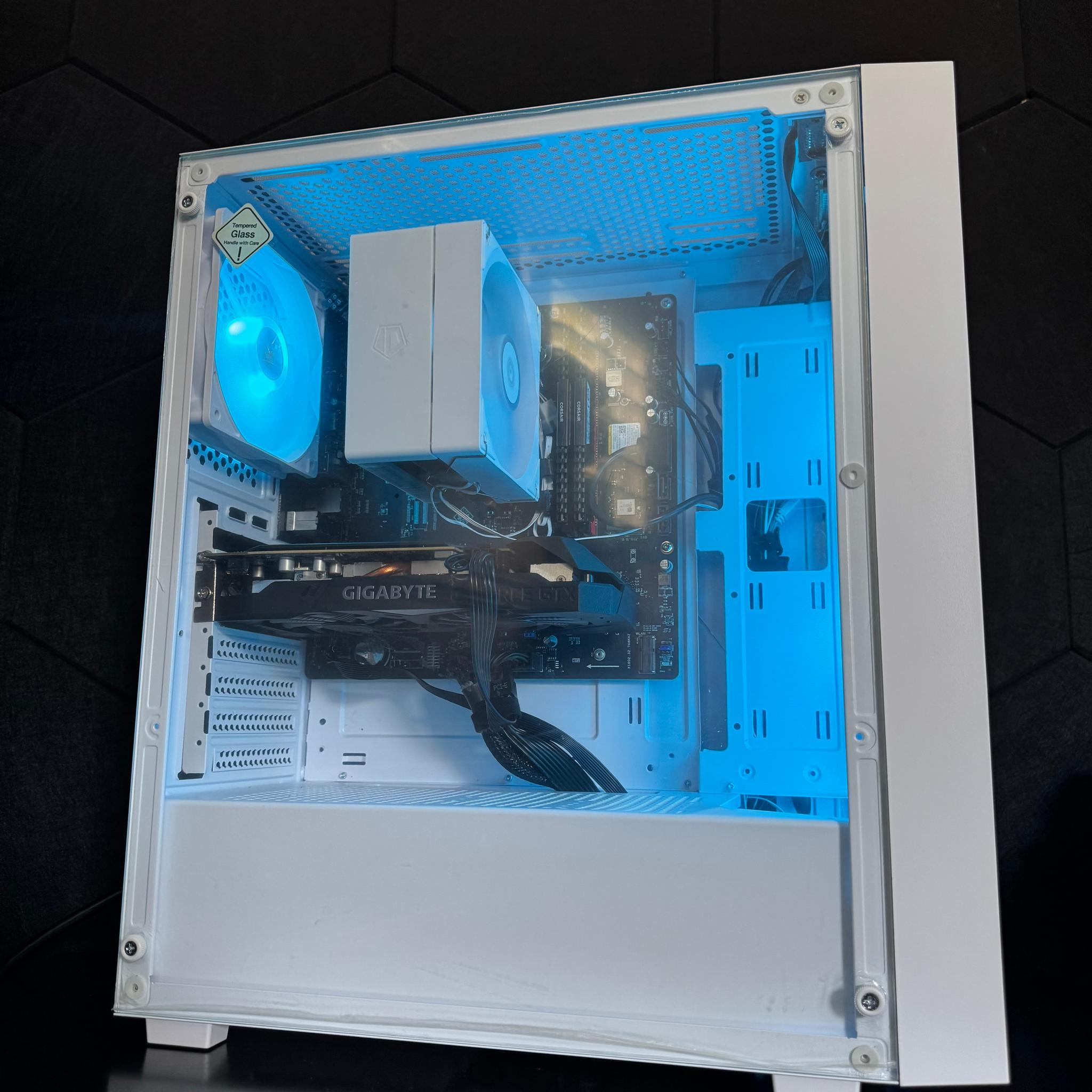 GTX 1660 Super | Intel i7-9700F | 16GB DDR4 | 512GB SSD| Custom Gaming PC