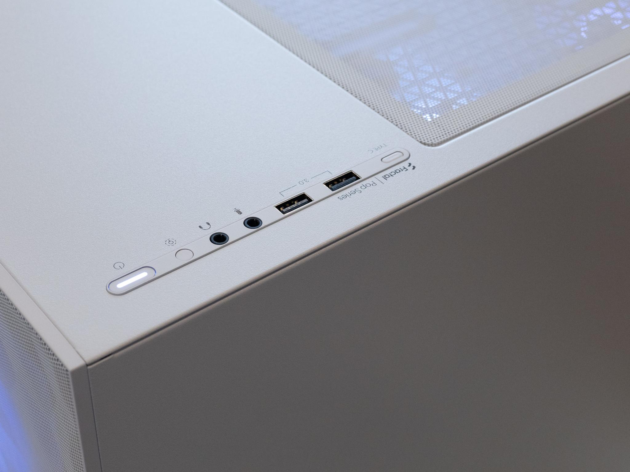 RTX 3070, Ryzen 5, WiFi, 32GB RAM, 1TB NVMe SSD, Gaming PC