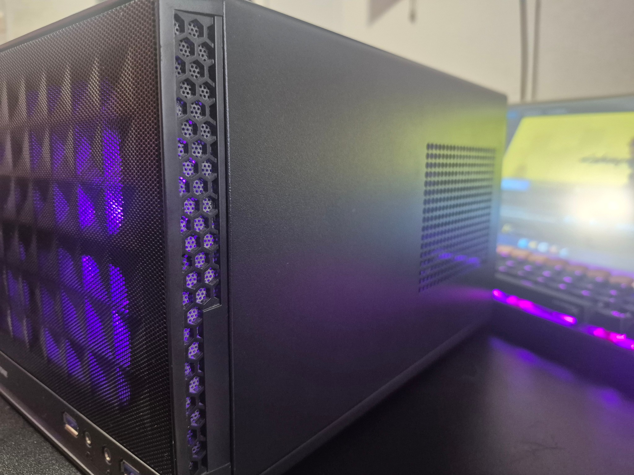 GeForce RTX 4060 Custom Gaming PC - Ryzen 5 5600, 16GB RAM, 512GB SSD