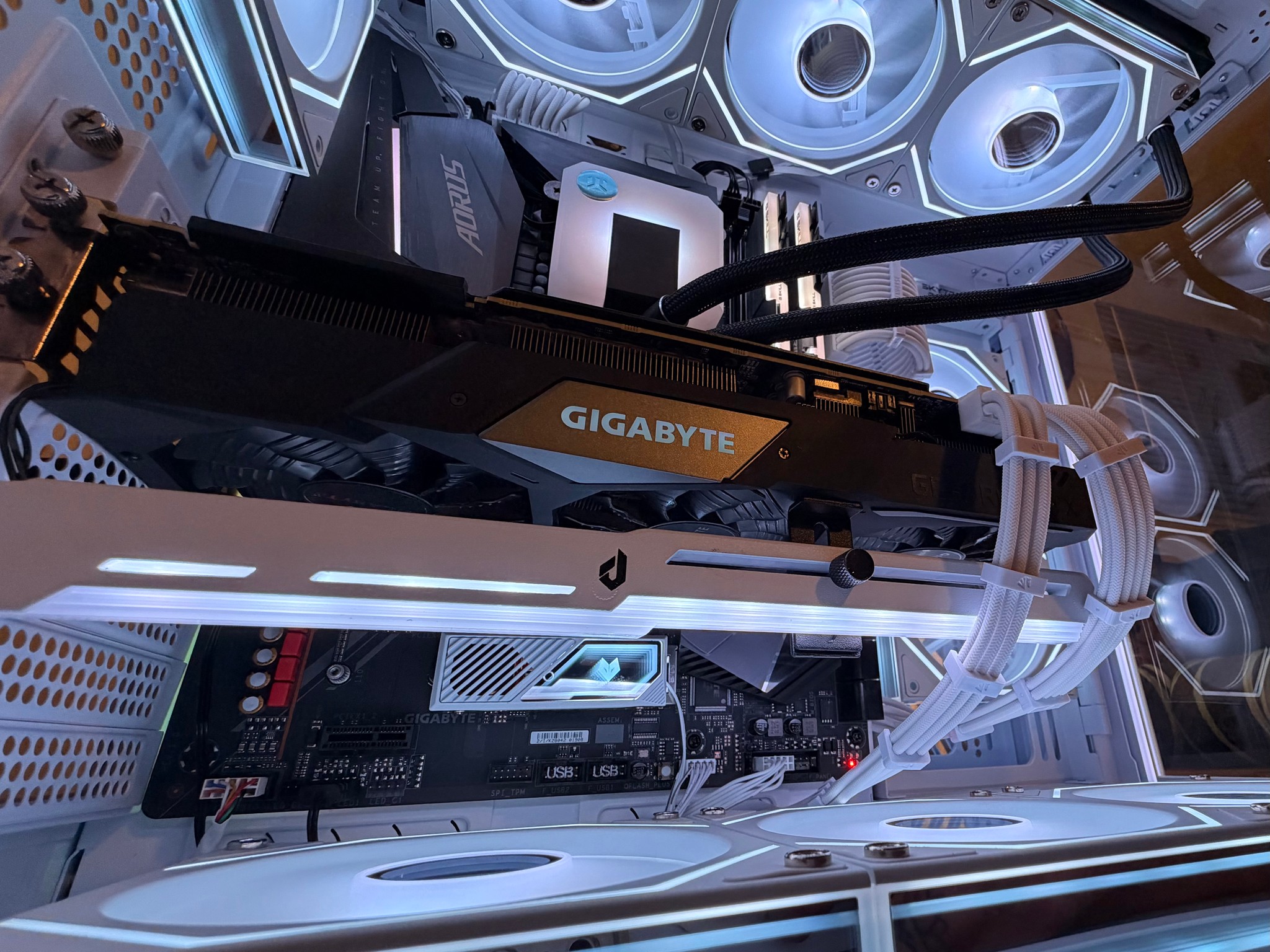 RTX 2070 SUPER + i7-10700K + 2TB SSD NVME | Gaming PC