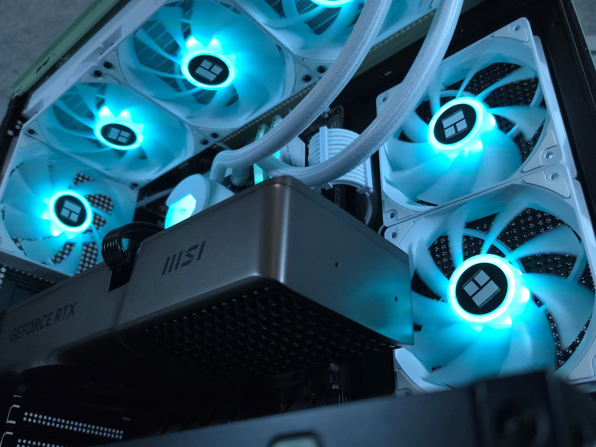 RTX 4070 Ti Super 💚 Core Ultra 7 265F