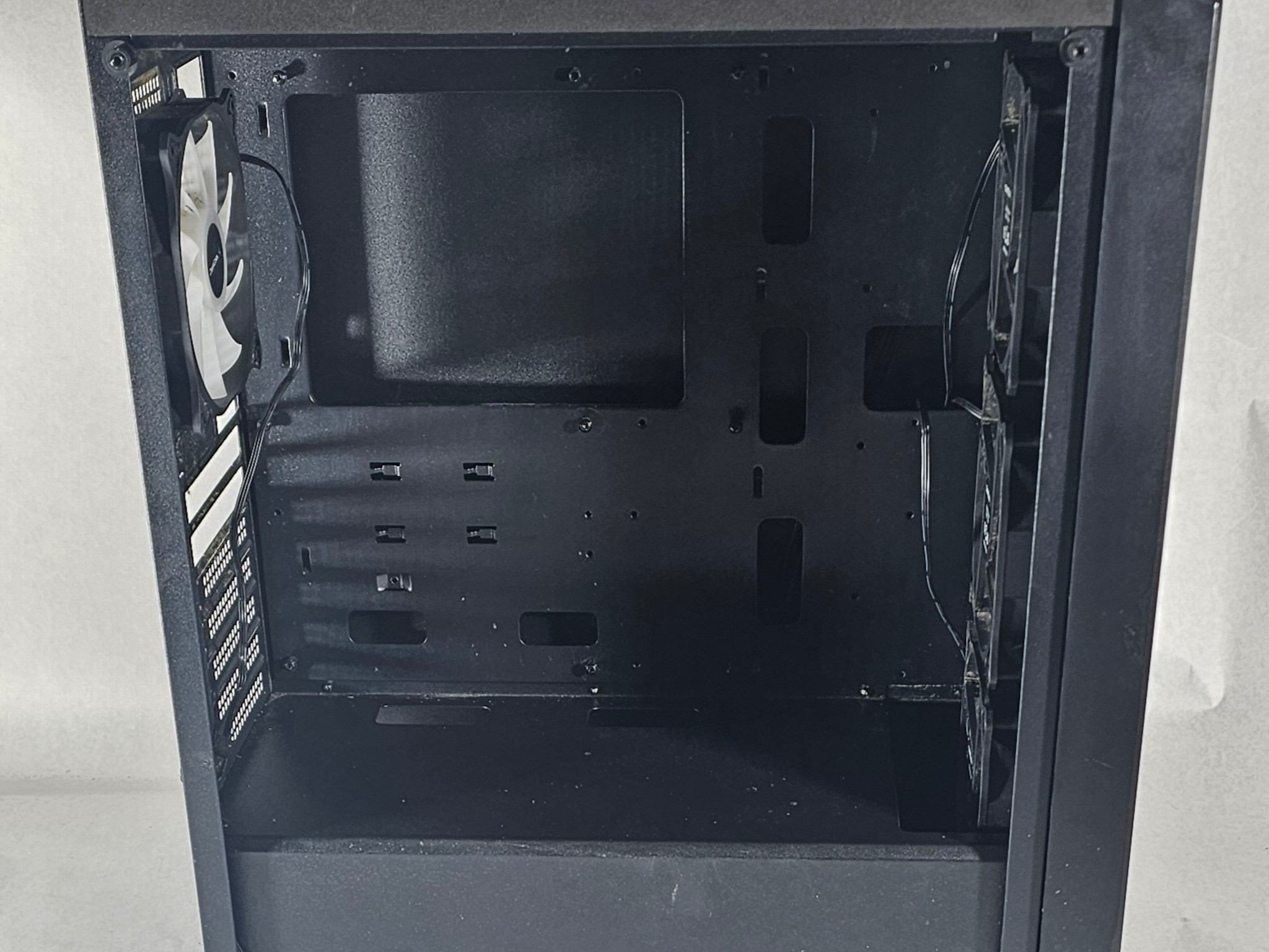 Black DeepCool PC Case with Tempered Glass w/ 3 Fans