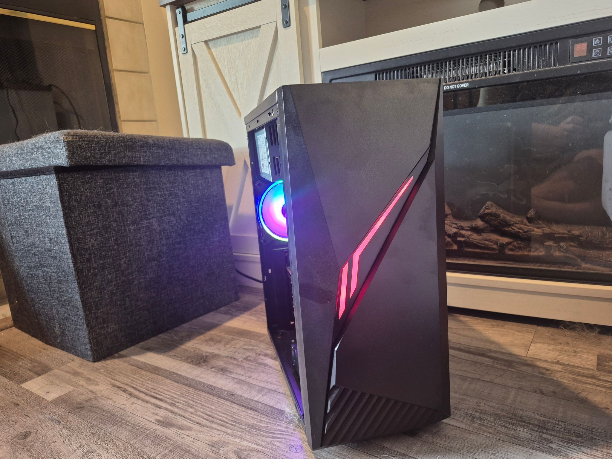 i5-4570, 16GB RAM, 512GB SSD, 8GB Nvidia, Win10, Wifi