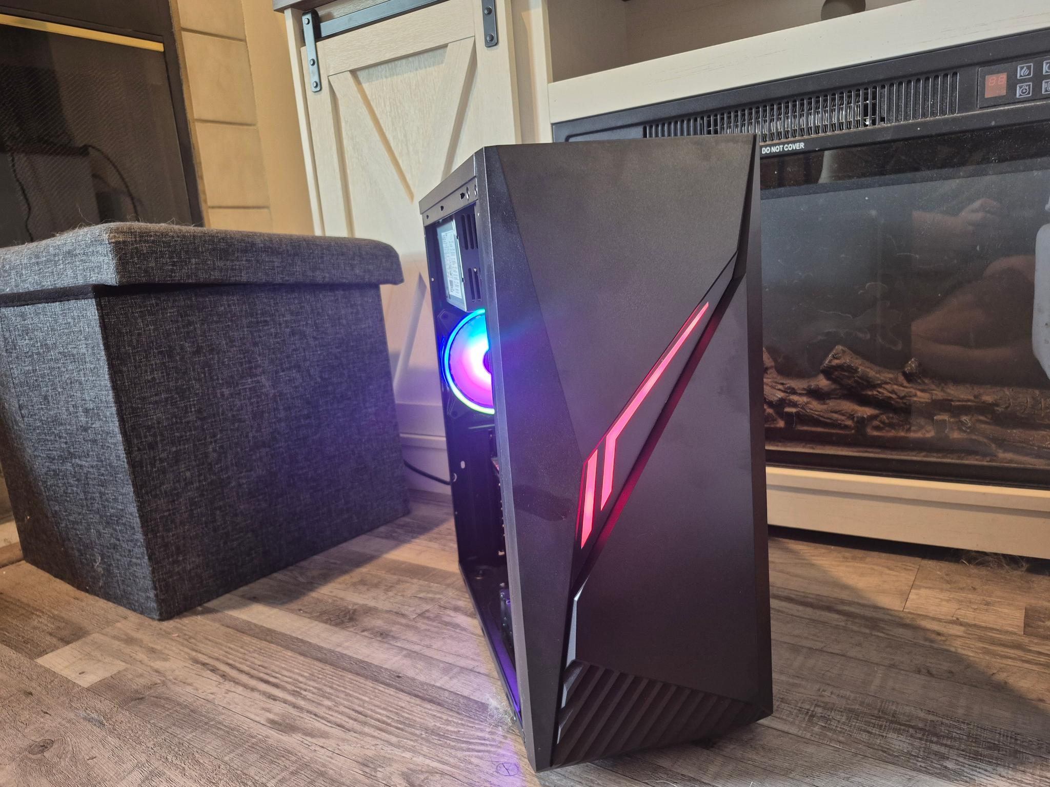 i5-4570, 16GB RAM, 512GB SSD, 8GB Nvidia, Win10, Wifi