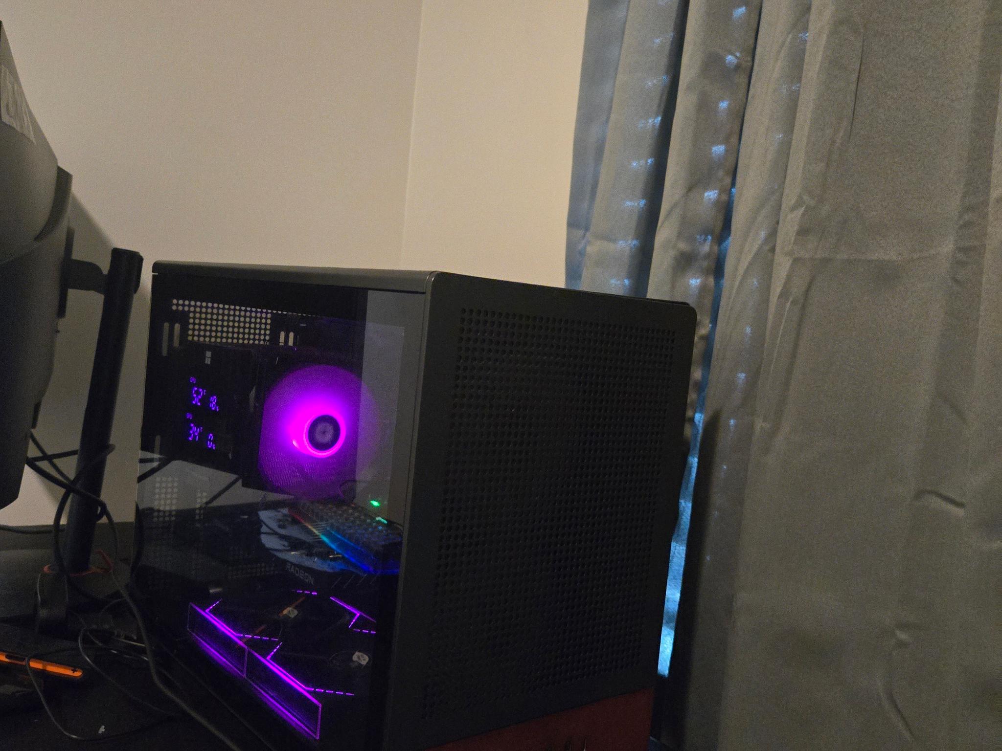 Radeon RX 9060 XT 16GB Custom Gaming PC - Ryzen 7 9800X3D, 2TB NVMe SSD