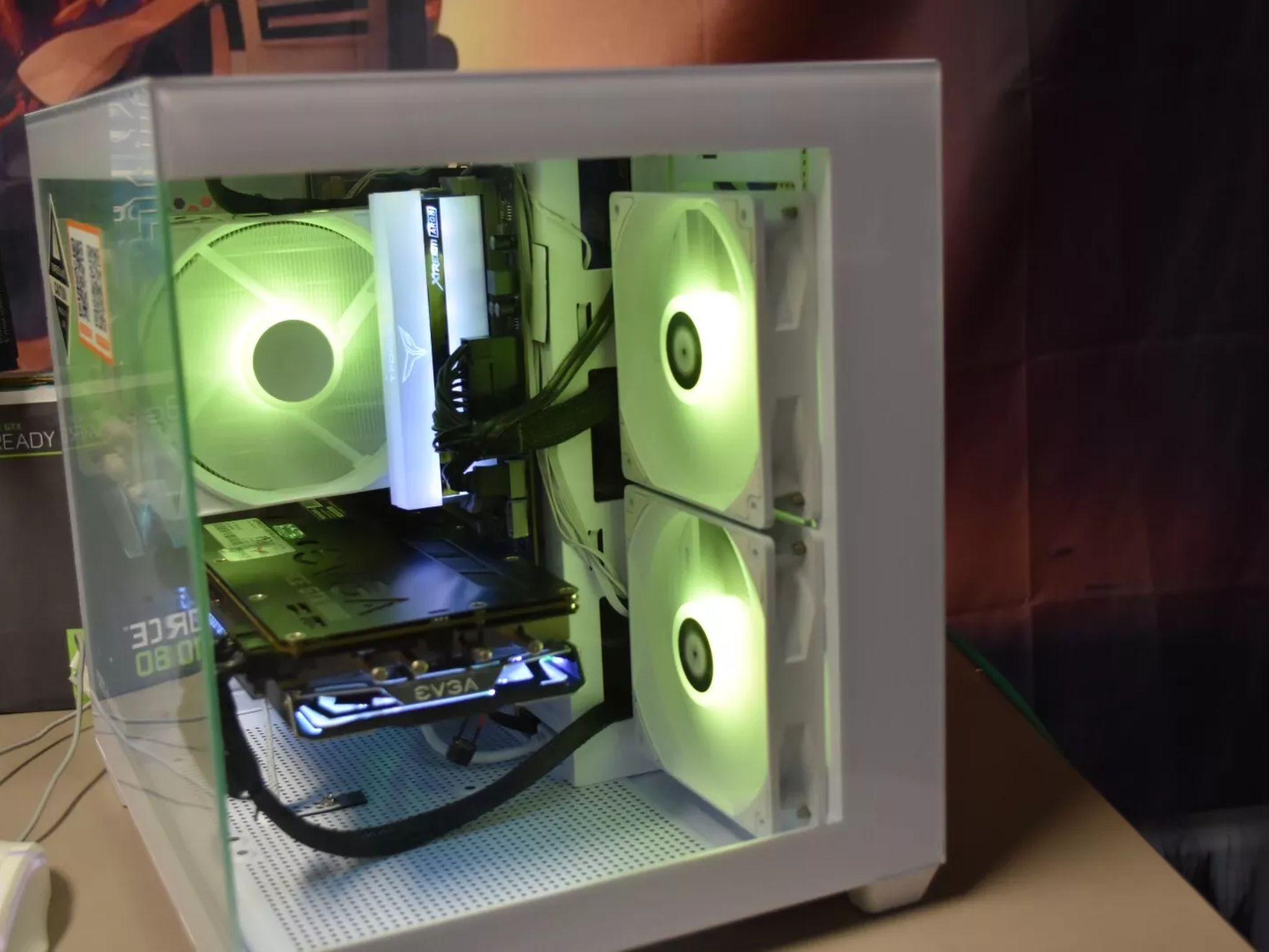 Gaming PC Intel I 5 9400F RGB  16 GBS of Ram GPU Evga G Force FTW 1080 8 GB NVME 1TB 600 Watt PSU