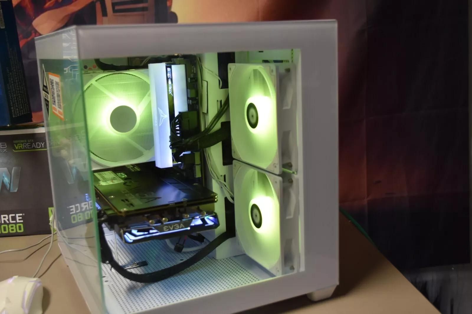 Gaming PC Intel I 5 9400F RGB  16 GBS of Ram GPU Evga G Force FTW 1080 8 GB NVME 1TB 600 Watt PSU