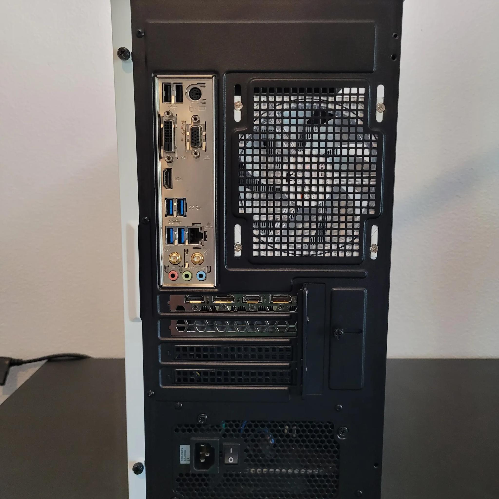 🧊 Icebox 1080p 🧊 // i5 10400f // RTX 3060 12GB // 32GB DDR4 // 1TB NVME + 2TB HDD // Wi-Fi + BT
