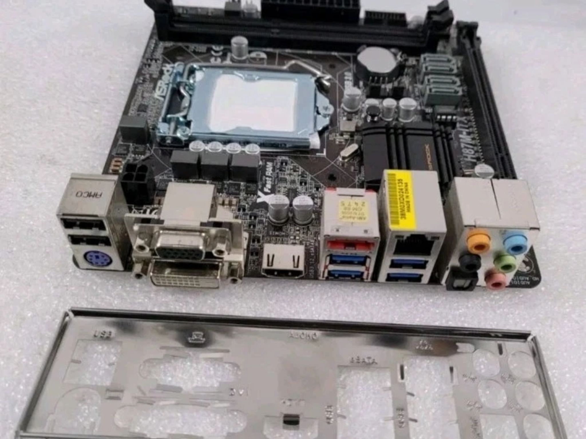 ASRock H87M-ITX LGA1150 Mini ITX Motherboard DDR3 Haswell HDMI NAS HTPC SFF