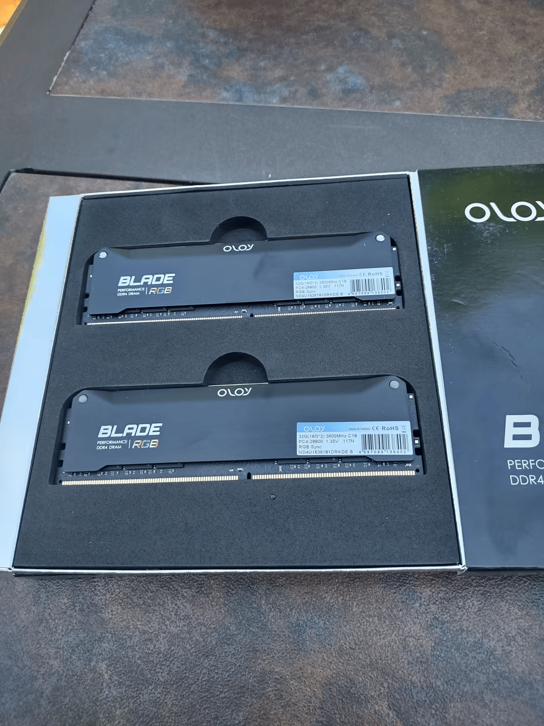 Brand New in box 32gb 2x16 memory ddr4