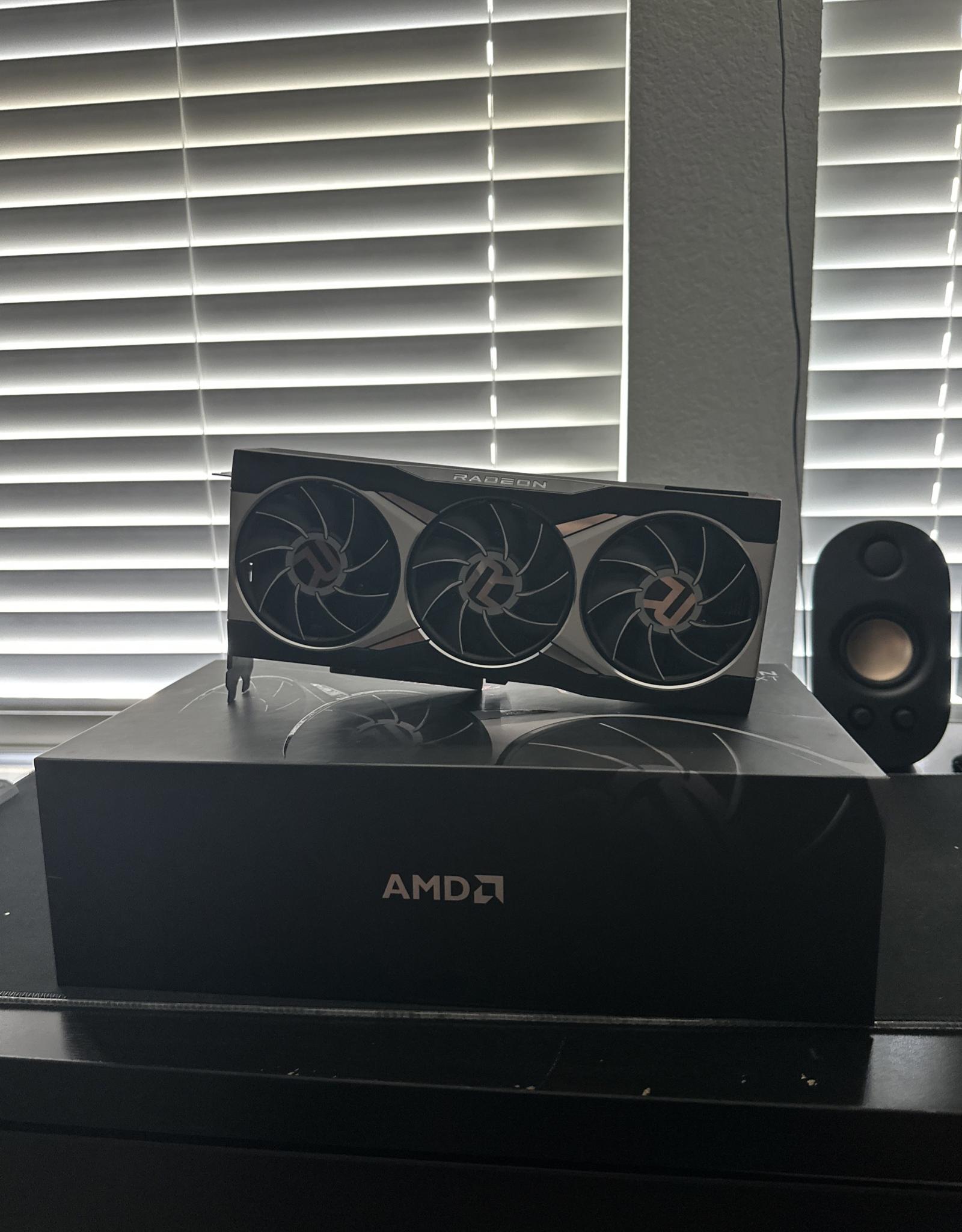 AMD Radeon RX 6800XT Reference Edition 16GB Discount!