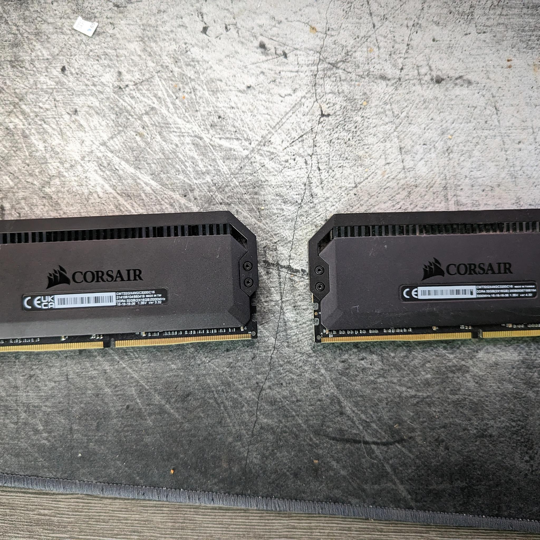 corsair dominator rgb 32gb