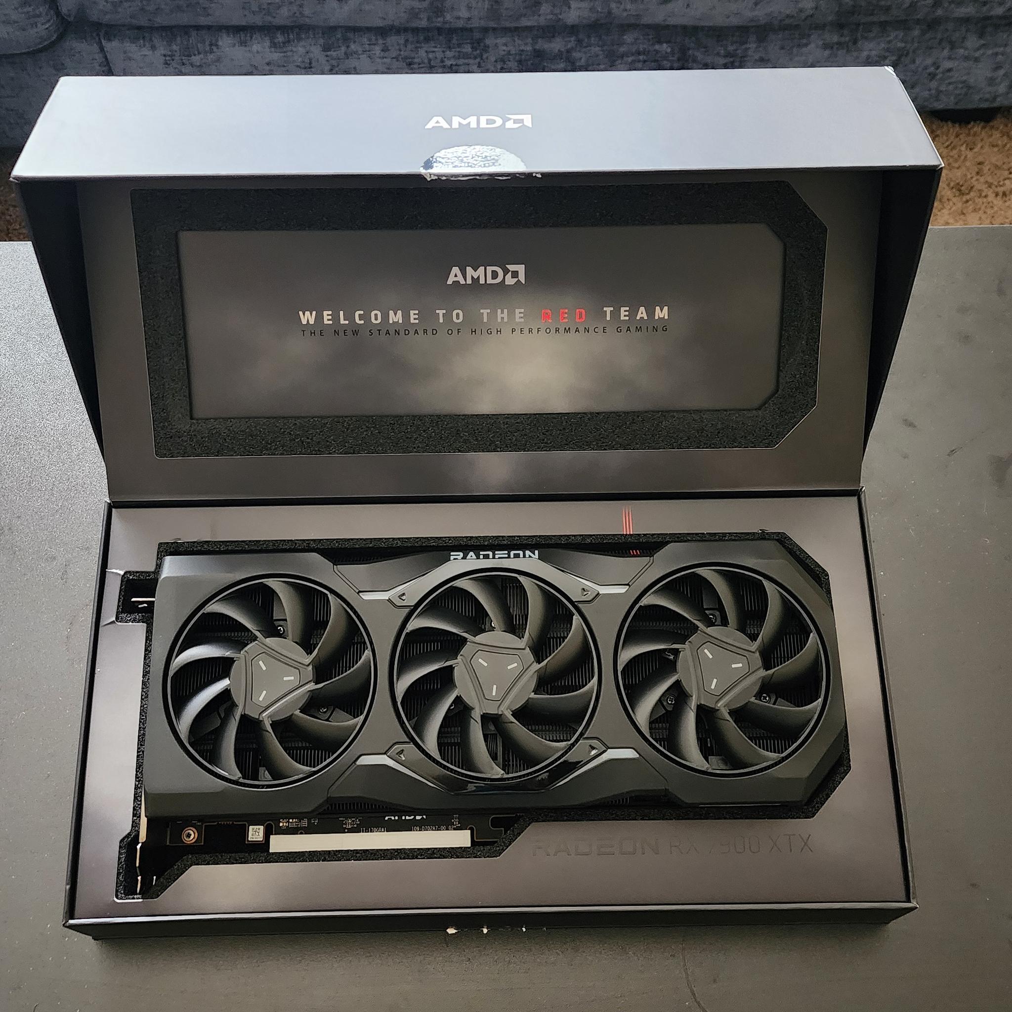 AMD Radeon RX 7900 XT Reference