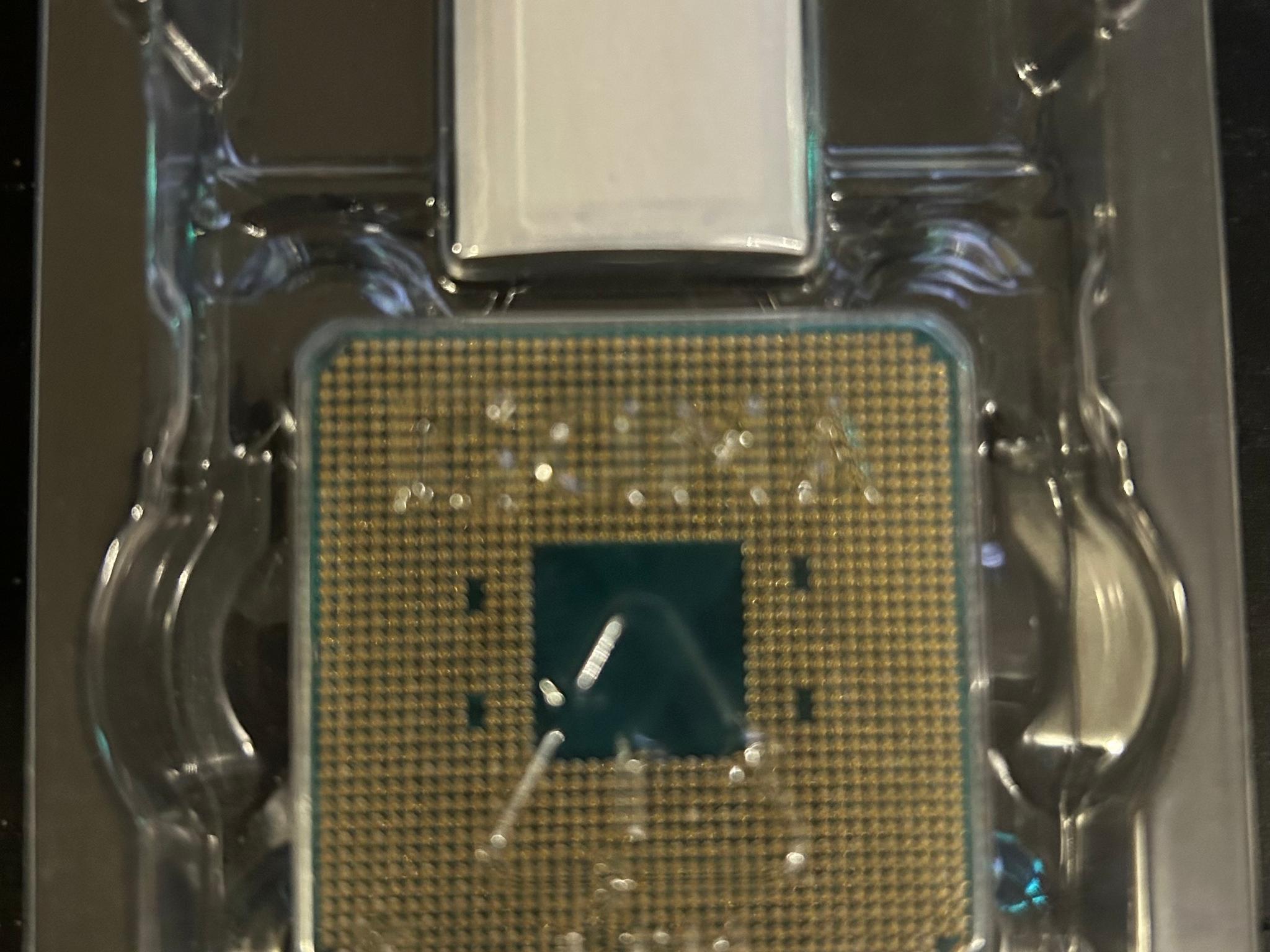 Ryzen 5 2600X 6 cores 12 thread CPU