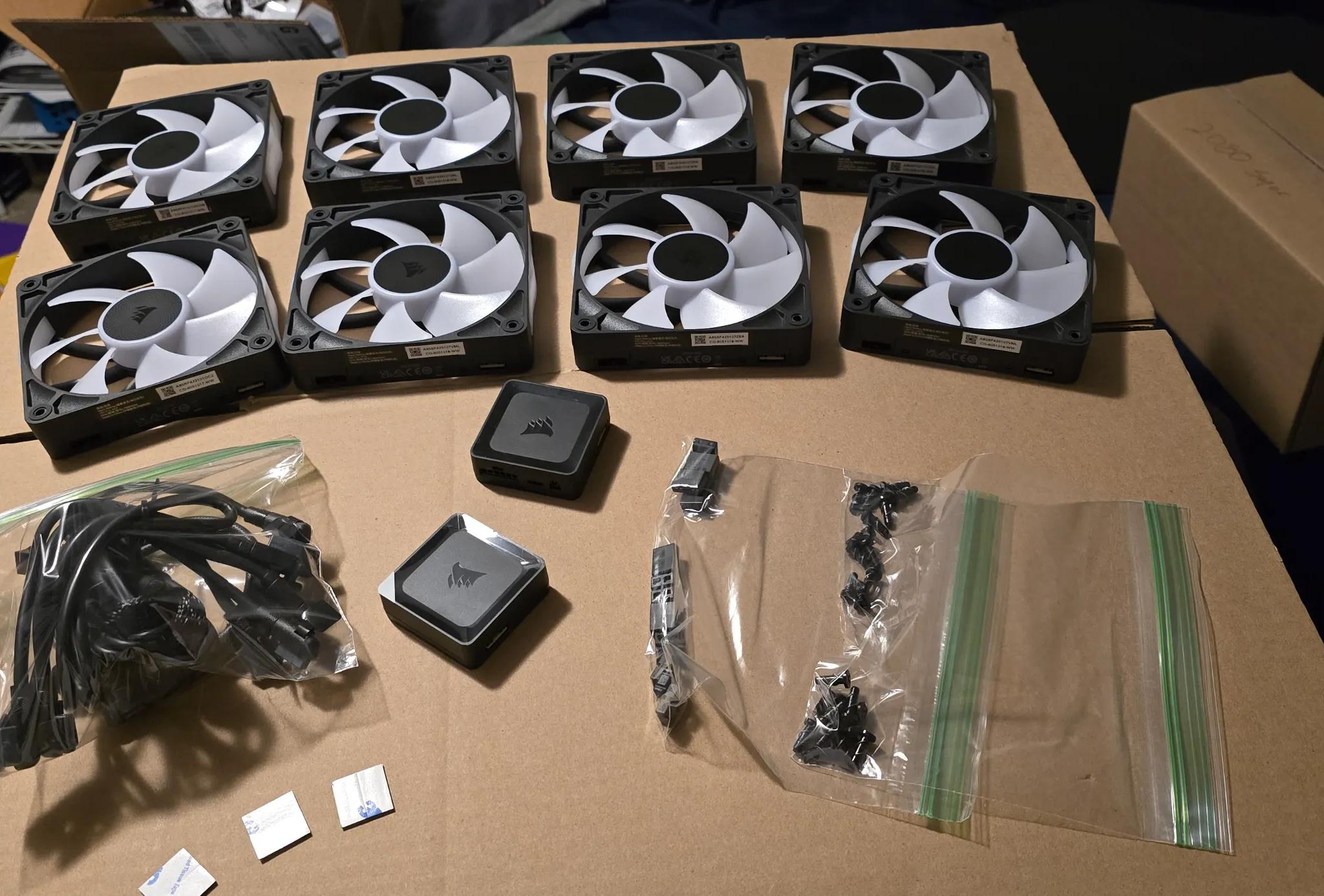 X8 CORSAIR RX 120 MM CASE FANS