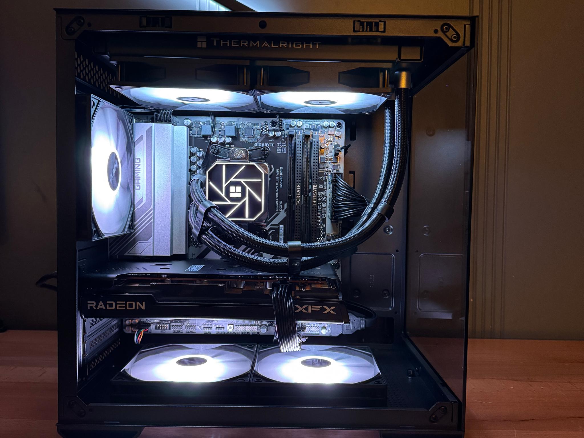 👨‍🚀Ryzen 7600X | RX 6650 XT | 32GB RAM | 1TB SSD