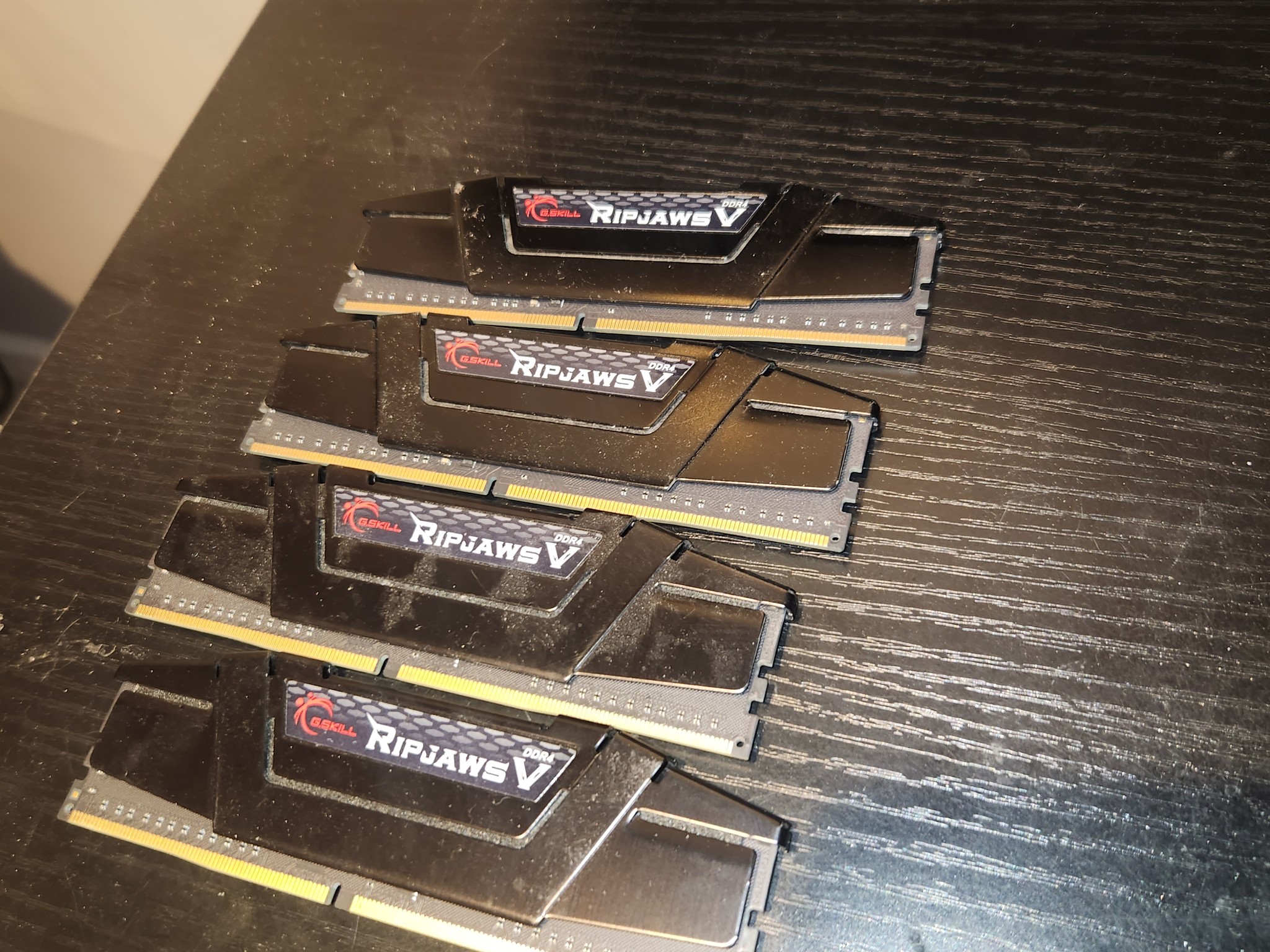g.skill ripjawsV ddr4 ram kit 8Gx4