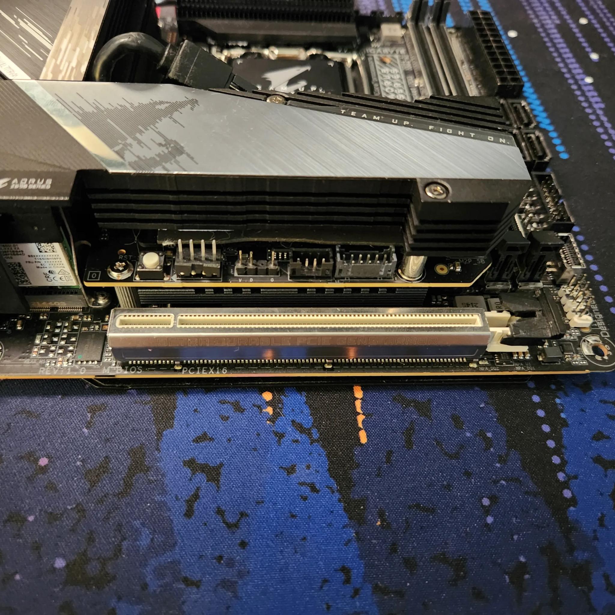 Gigabyte Z690I AORUS Ultra Lite DDR4 Mini-ITX LGA1700