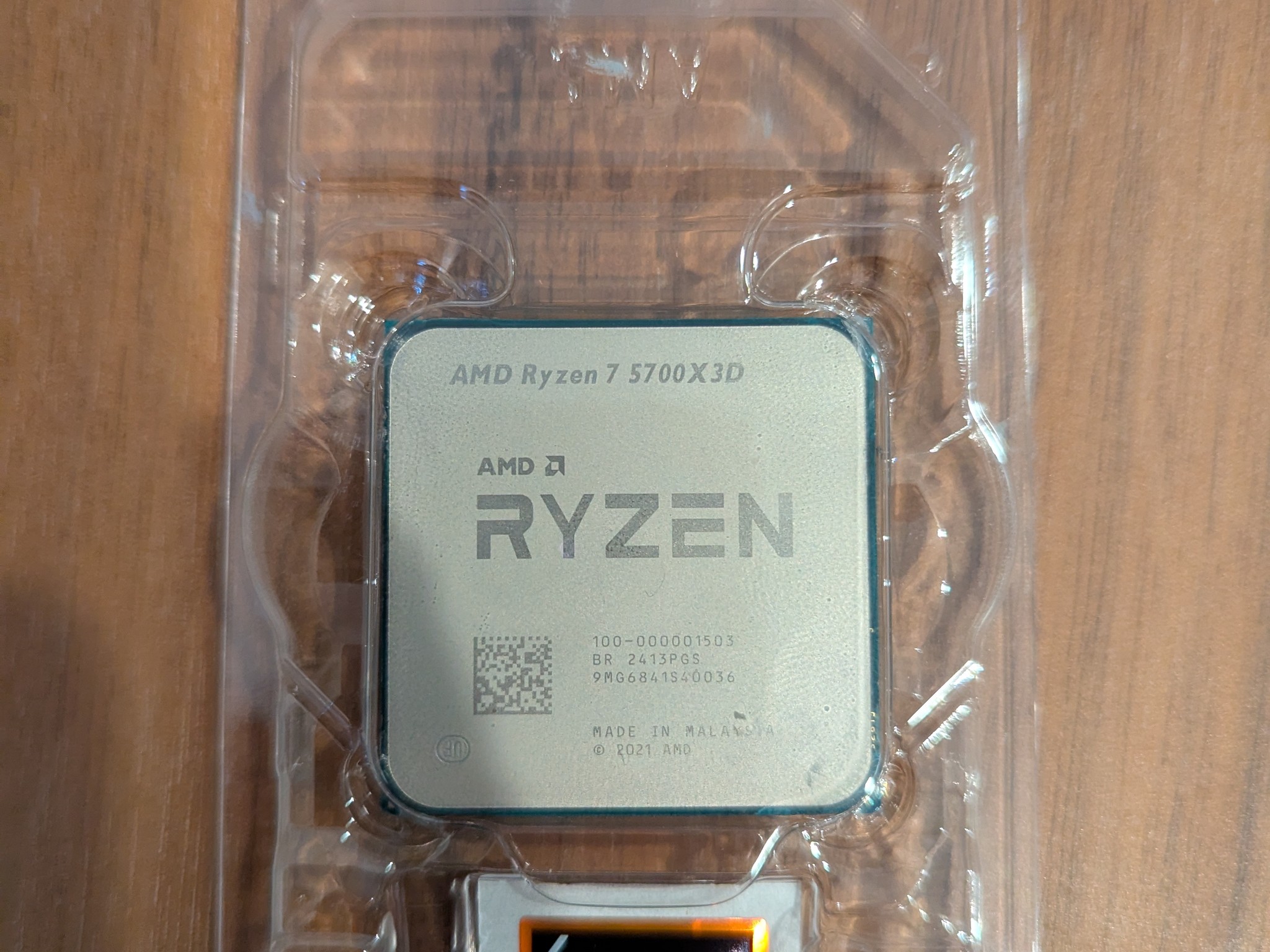 AMD Ryzen 7 5700X3D CPU with 96MB L3 cache!