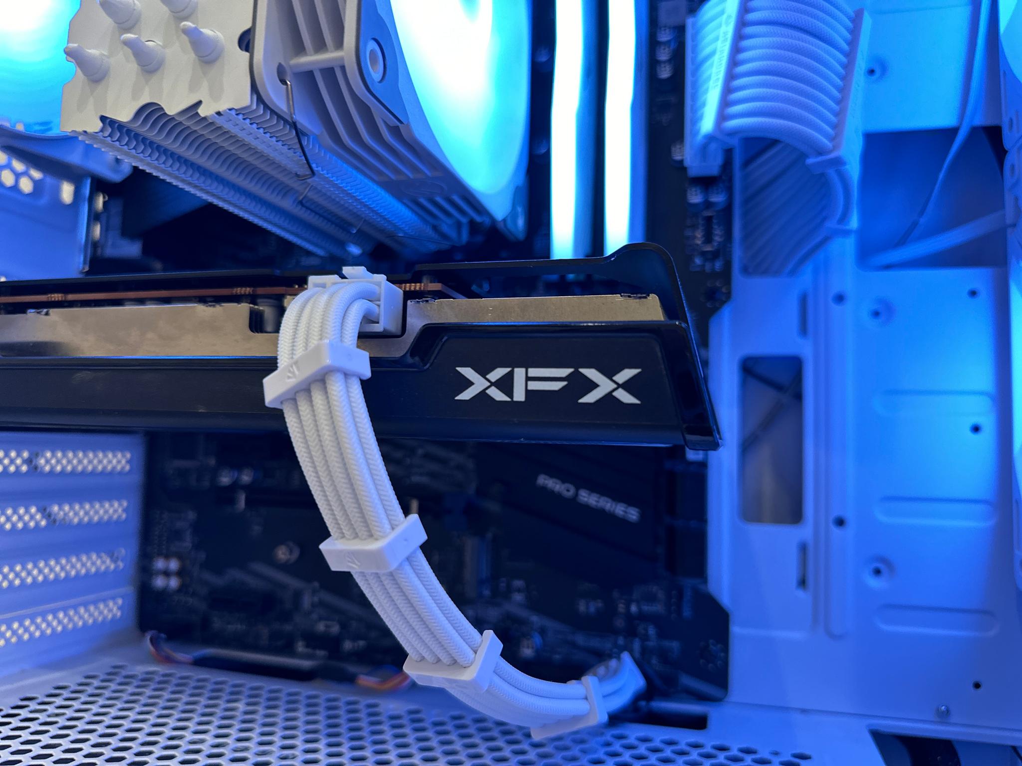 Ryzen 5 5600 ⚔️ AMD RX 6600 ⚔️ 16GB DDR4 RGB ⚔️ 1TB SSD ⚔️ WINDOWS 11 PRO
