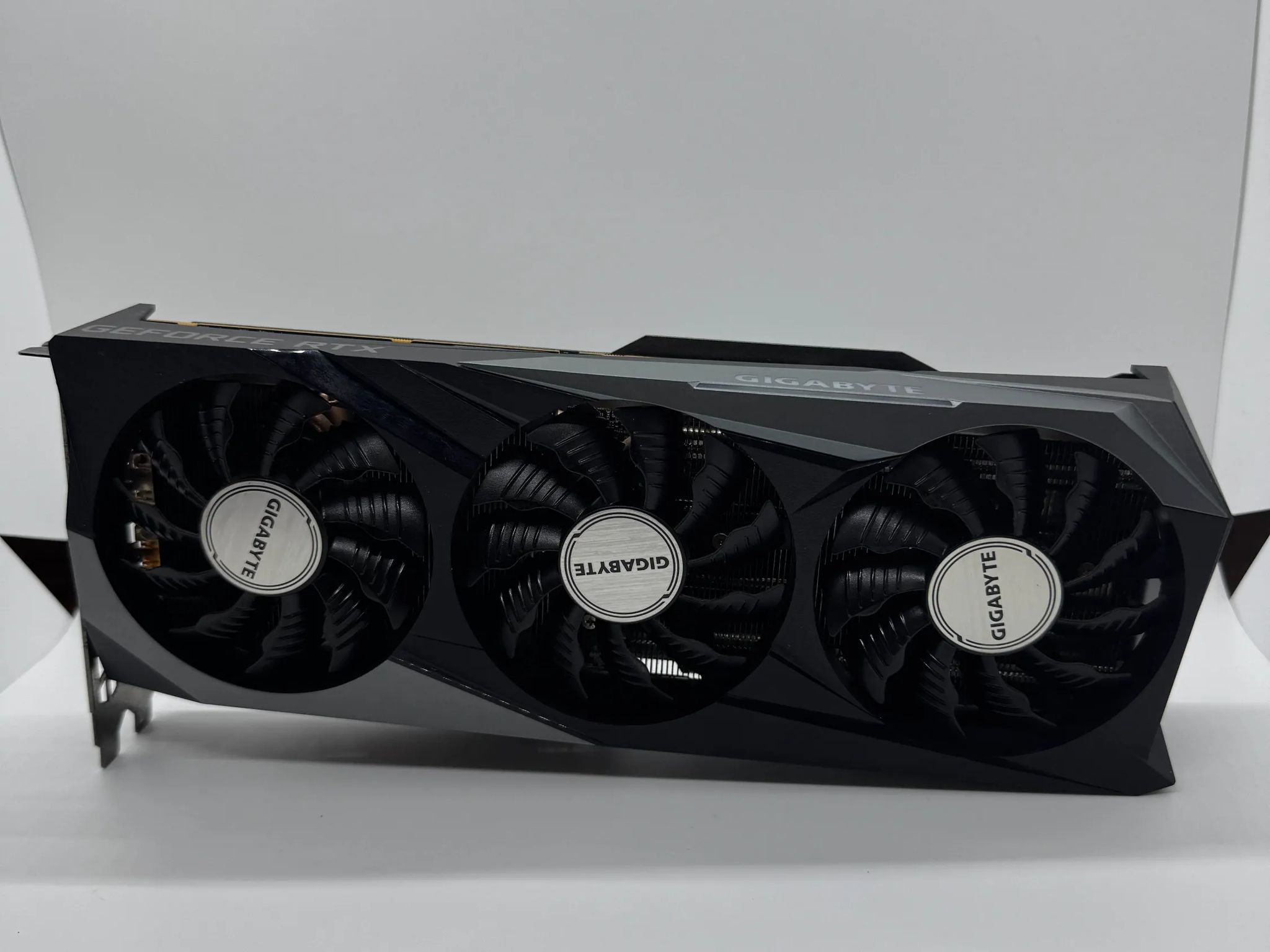 Gigabyte GAMING OC GeForce RTX 3070 8 GB Video Card