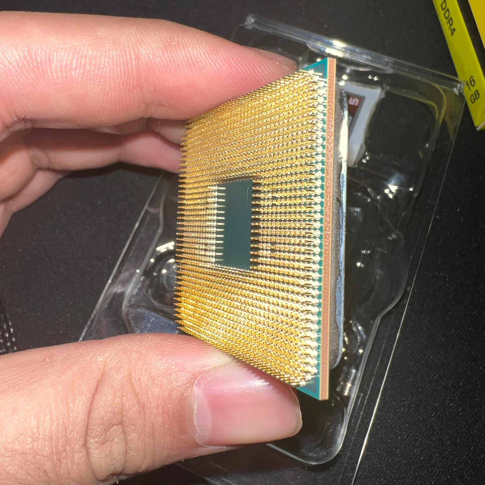 AMD Ryzen 5 5600X 6-core and 12-wire unlocked desktop processor Wraith Stealth Cooler (No paste)