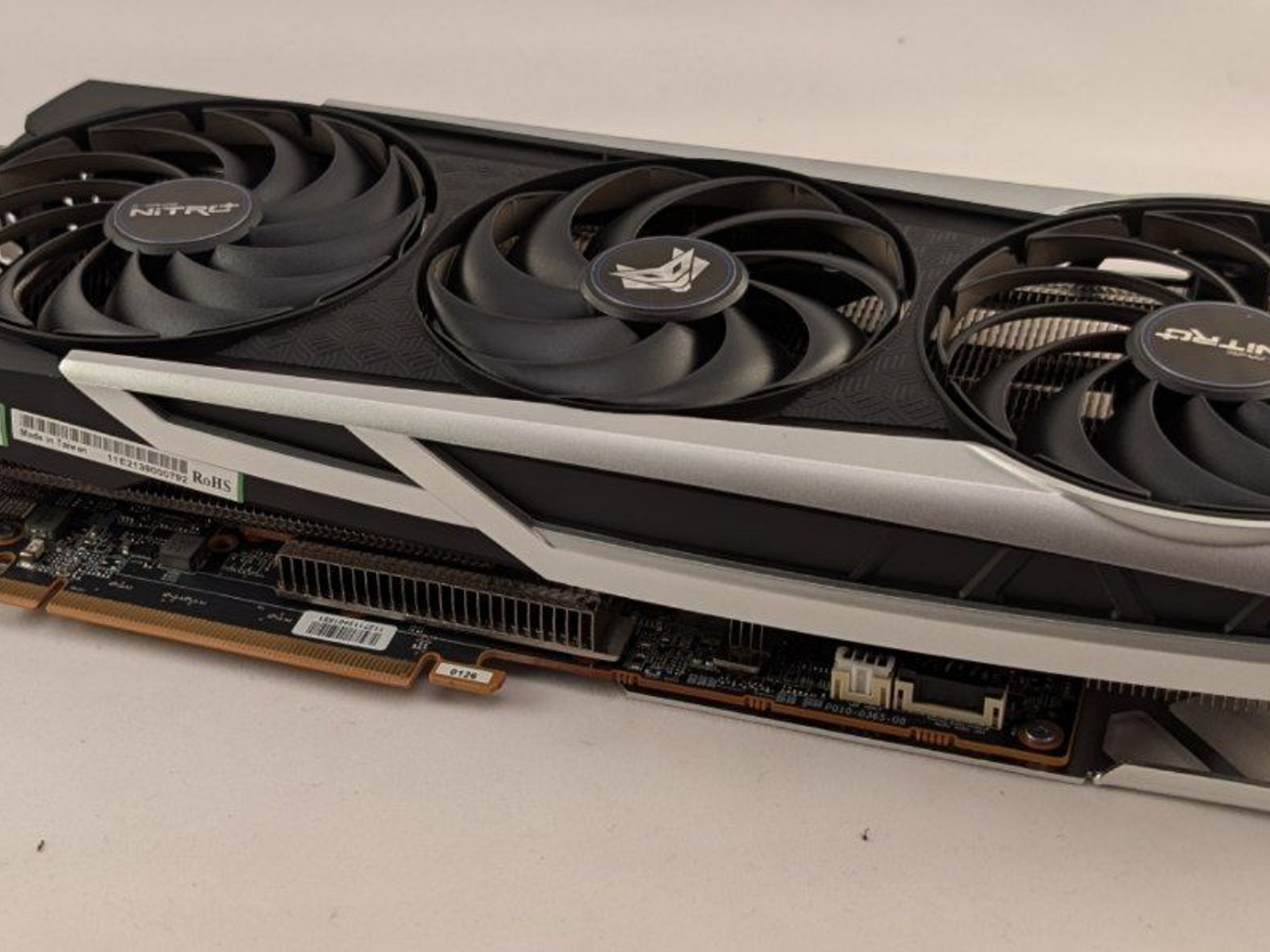 Sapphire Nitro AMD Radeon 6700XT 12GB