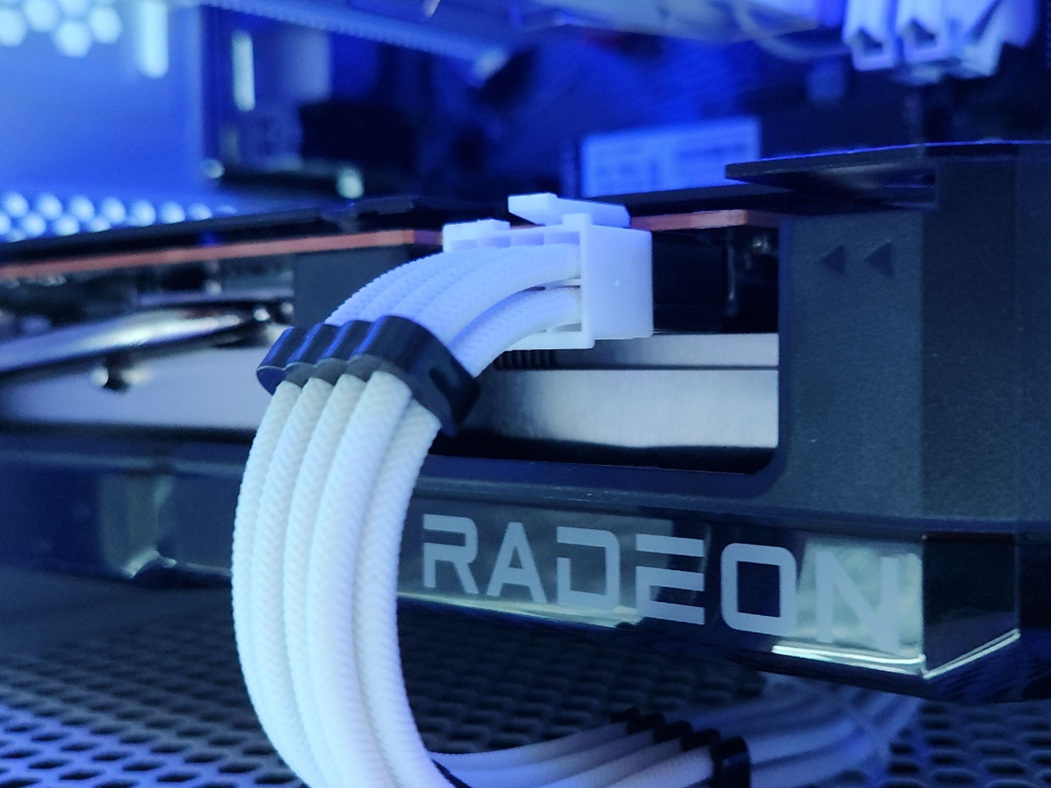 🌑Dagger🔪: RX 7600 | Ryzen 5500 | 16GB DDR4 RAM | 512GB SSD | 4 RGB Fans | White RGB Gaming PC