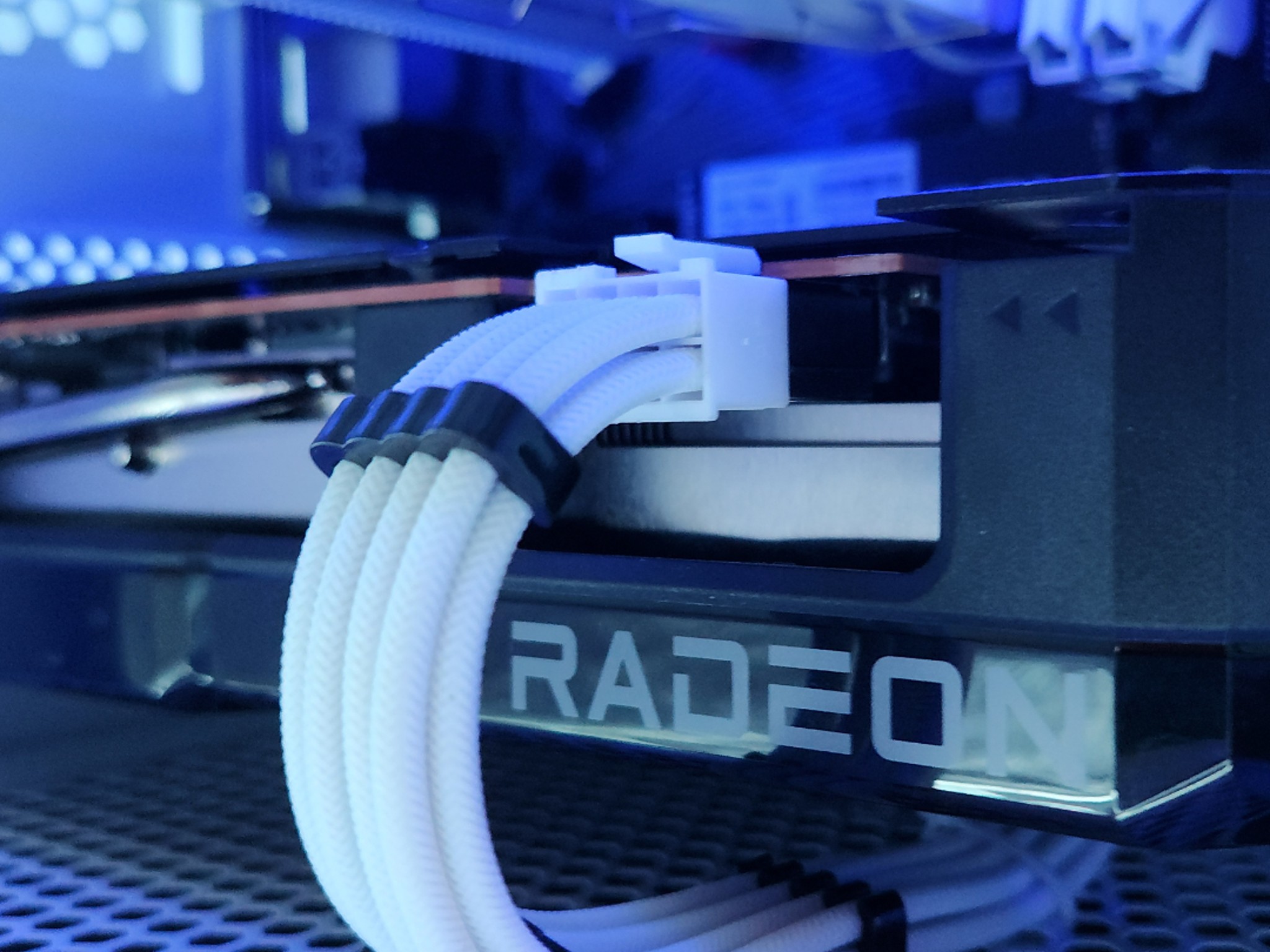 🌑Dagger🔪: RX 7600 | Ryzen 5500 | 16GB DDR4 RAM | 512GB SSD | 4 RGB Fans | White RGB Gaming PC