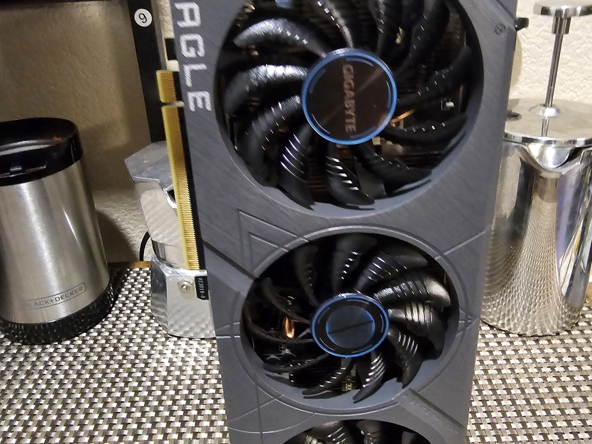 Gigabyte 4060 TI Eagle
