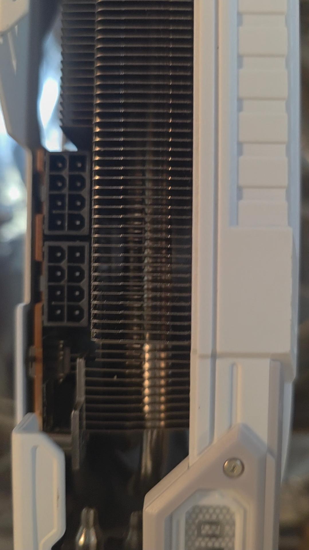 ASRock Steel Legend White RX 9070XT