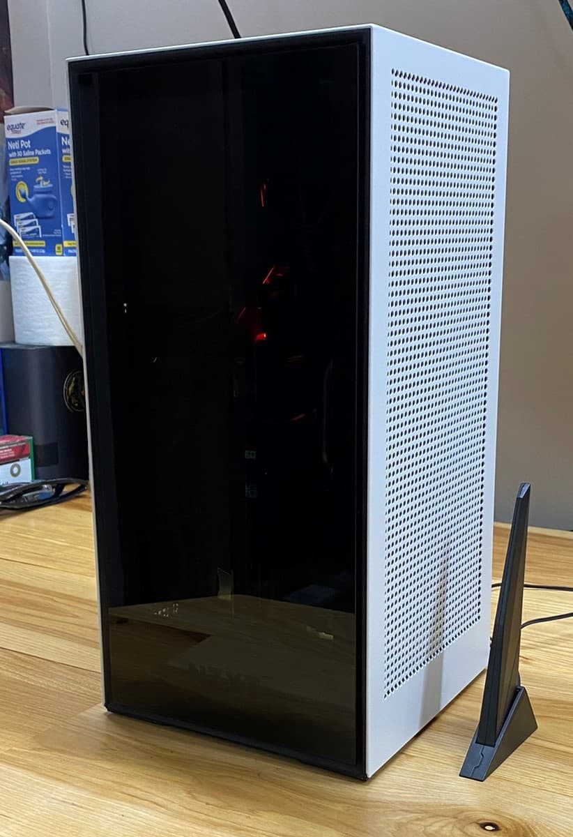 Small ITX Gaming PC | NZXT H1 Case (v1) | Ryzen 7 3700X & Radeon RX 5700XT