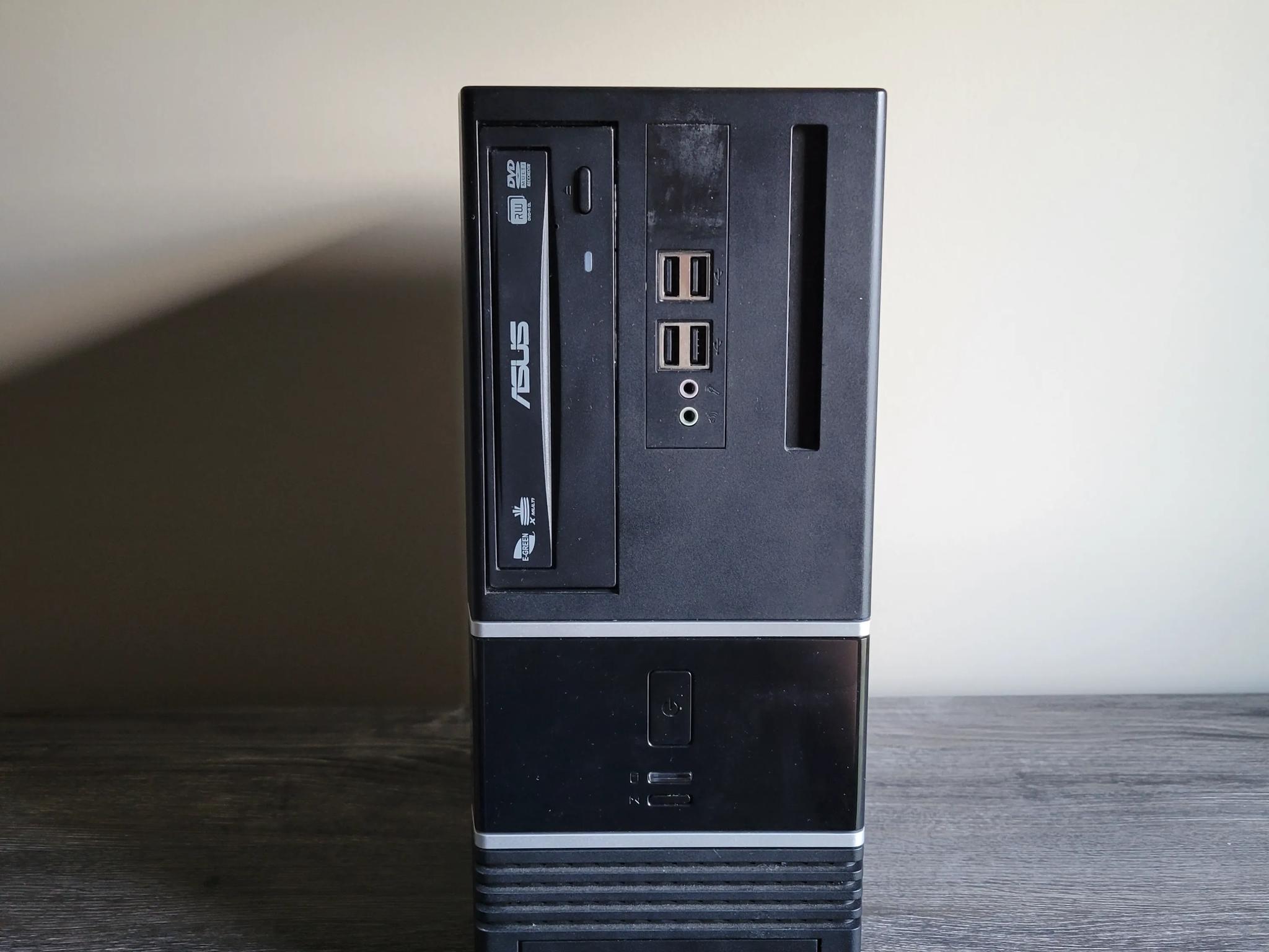 In Win BK623 MicroATX Small Form Factor Case