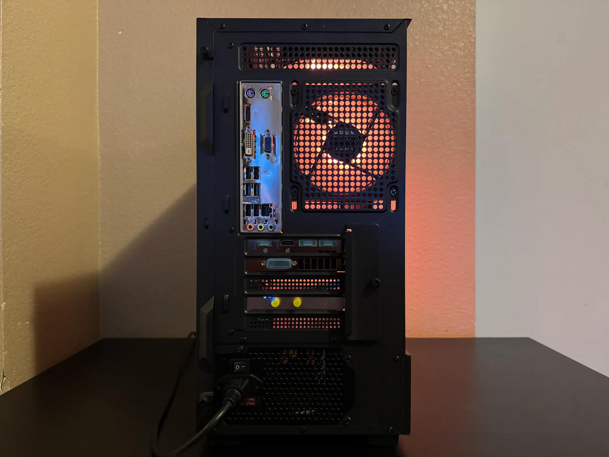 Intel i7 | RX 580 8GB | 500GB SSD | 16GB RAM | WiFi & Bluetooth