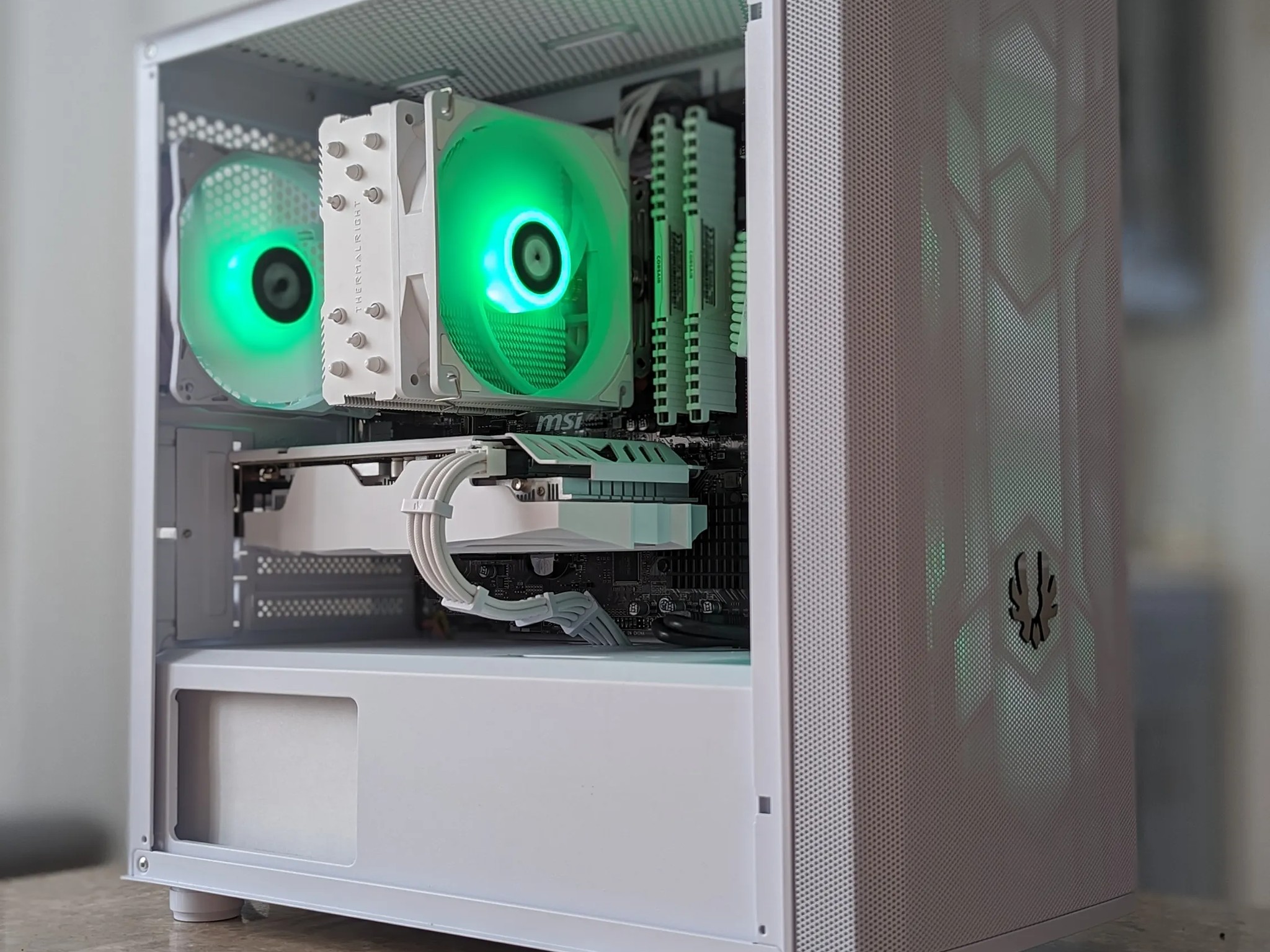 Ryzen 5 2600, RX 5500XT White Gaming/Streaming PC