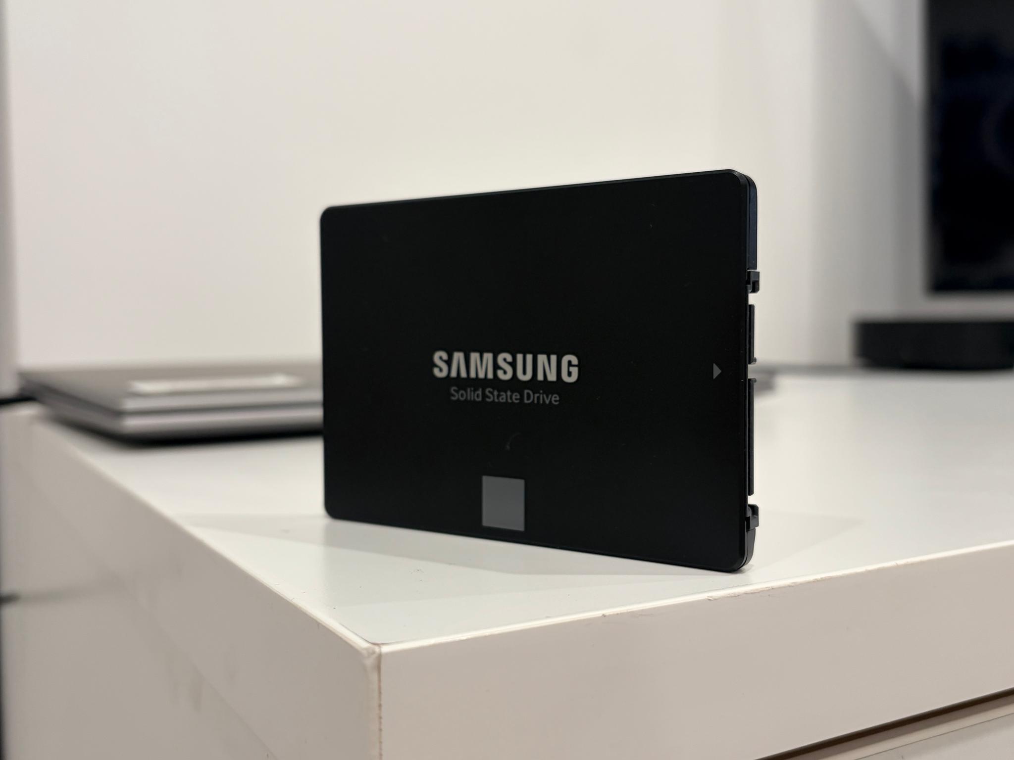 Samsung EVO 860 1 TB SATA III SSD 6 Gbps