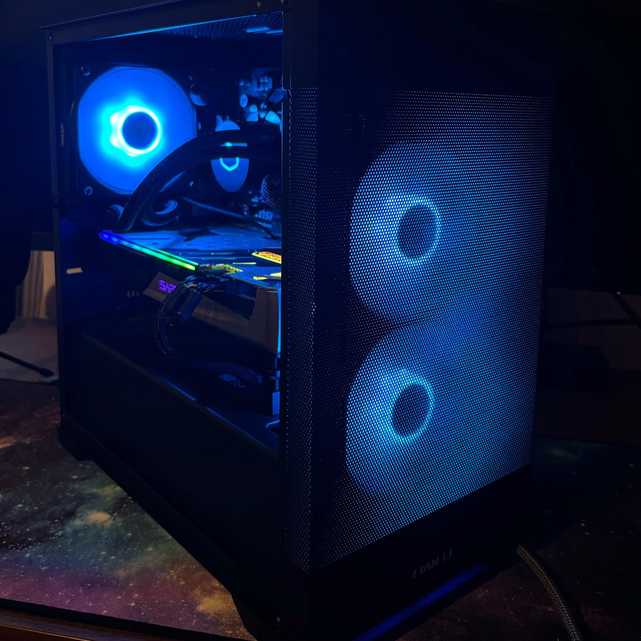Micro Killer Custom Gaming PC - Ryzen 7 1800X / Radeon RX 5700XT