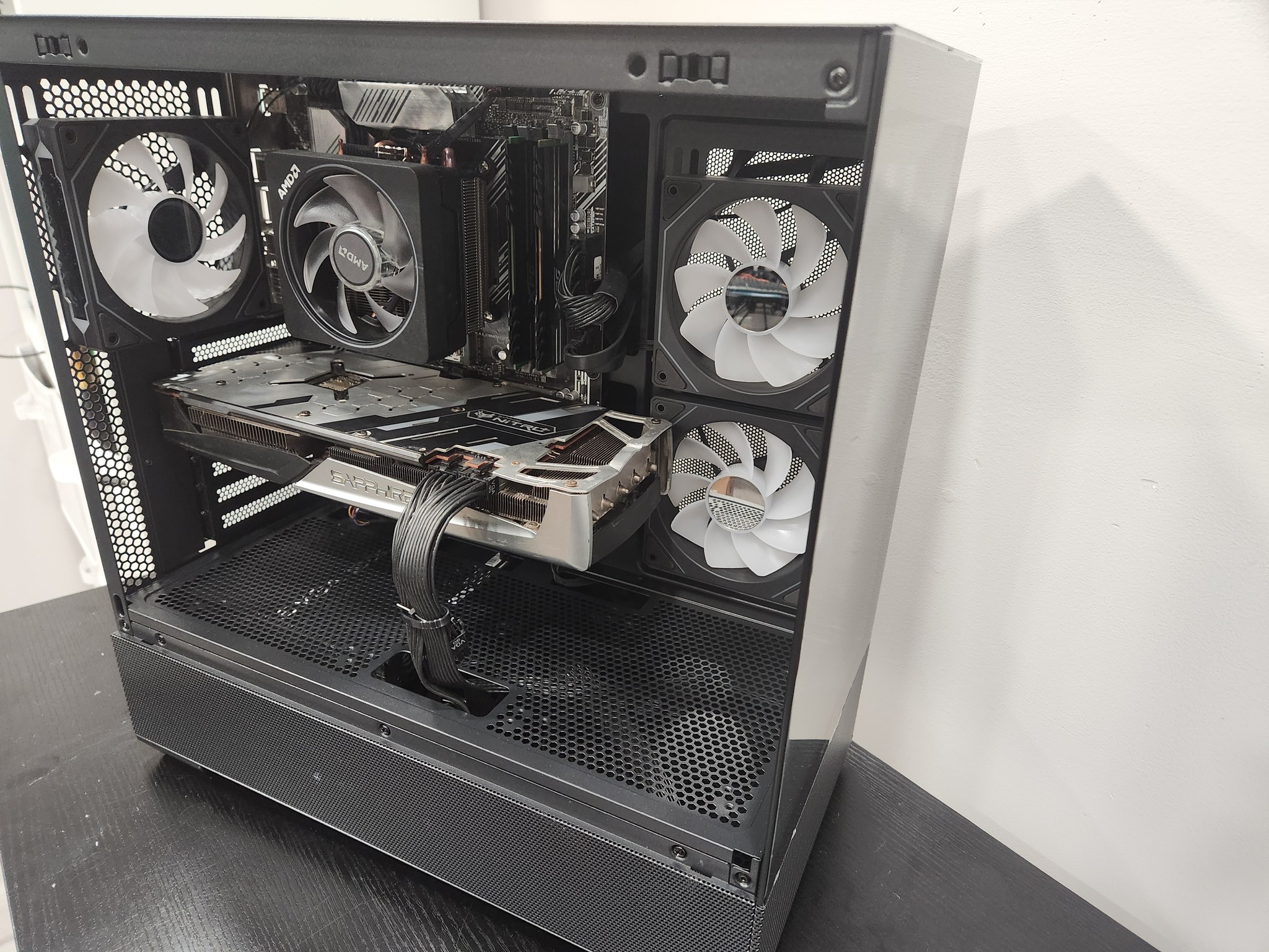 THE RED MONSTER X: Budget gaming pc!!!