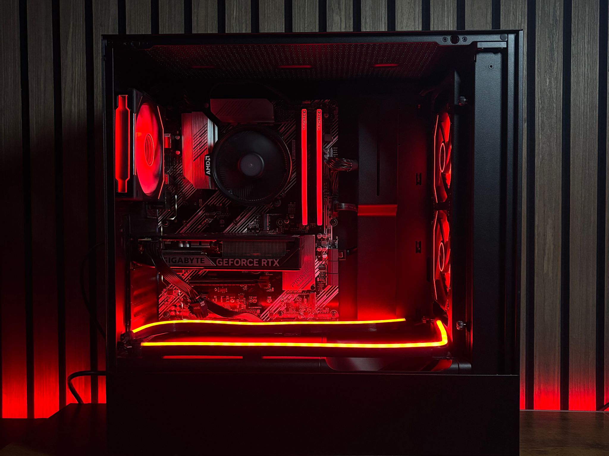 🦋◼️ RTX 5060 | RYZEN 5 5600X | 32GB RAM ◼️🦋 GAMING PC