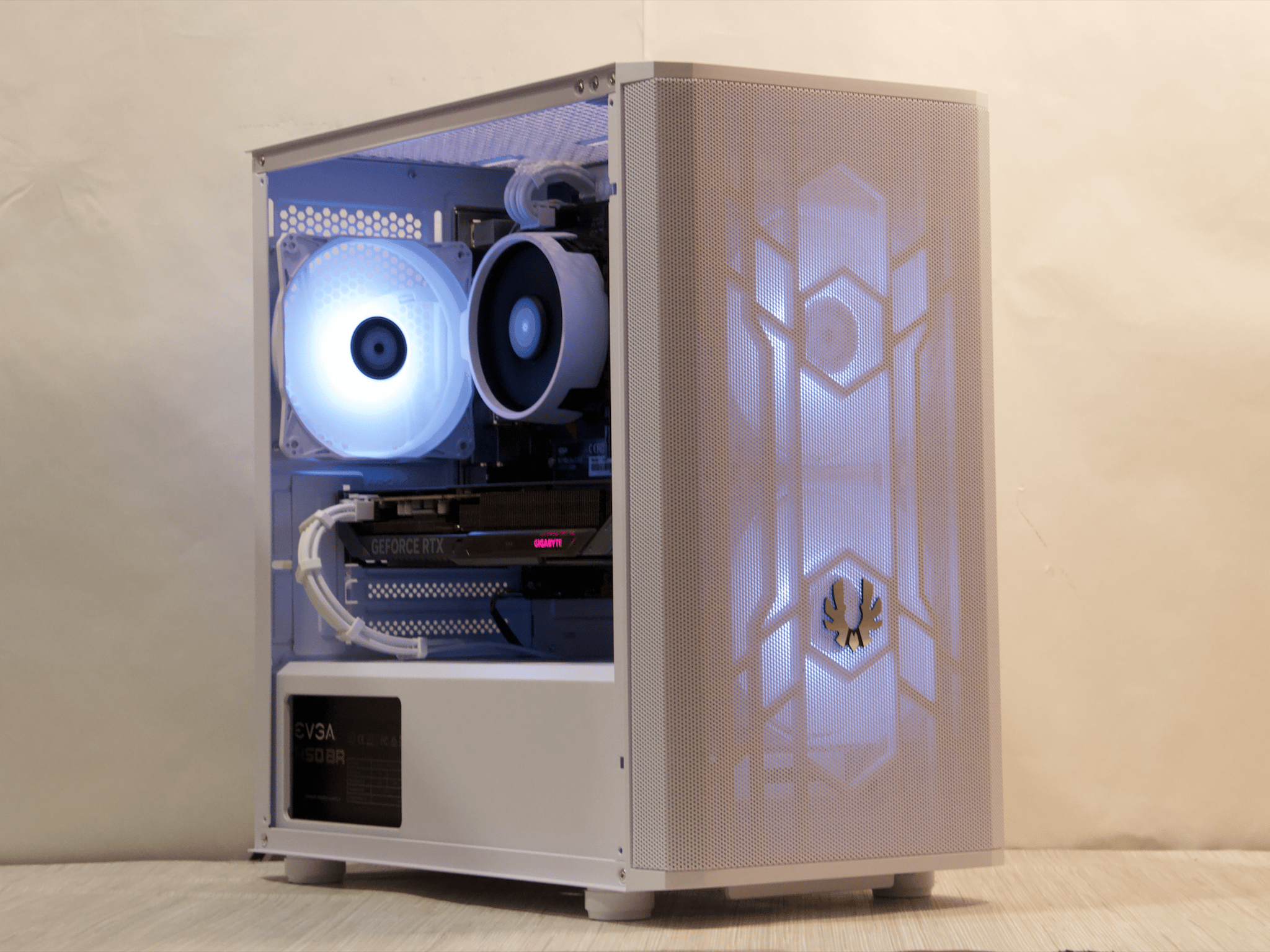 RTX 5060, Ryzen 5 3600, 16GB DDR4, 1TB NVMe SSD, WiFi - Custom Gaming PC