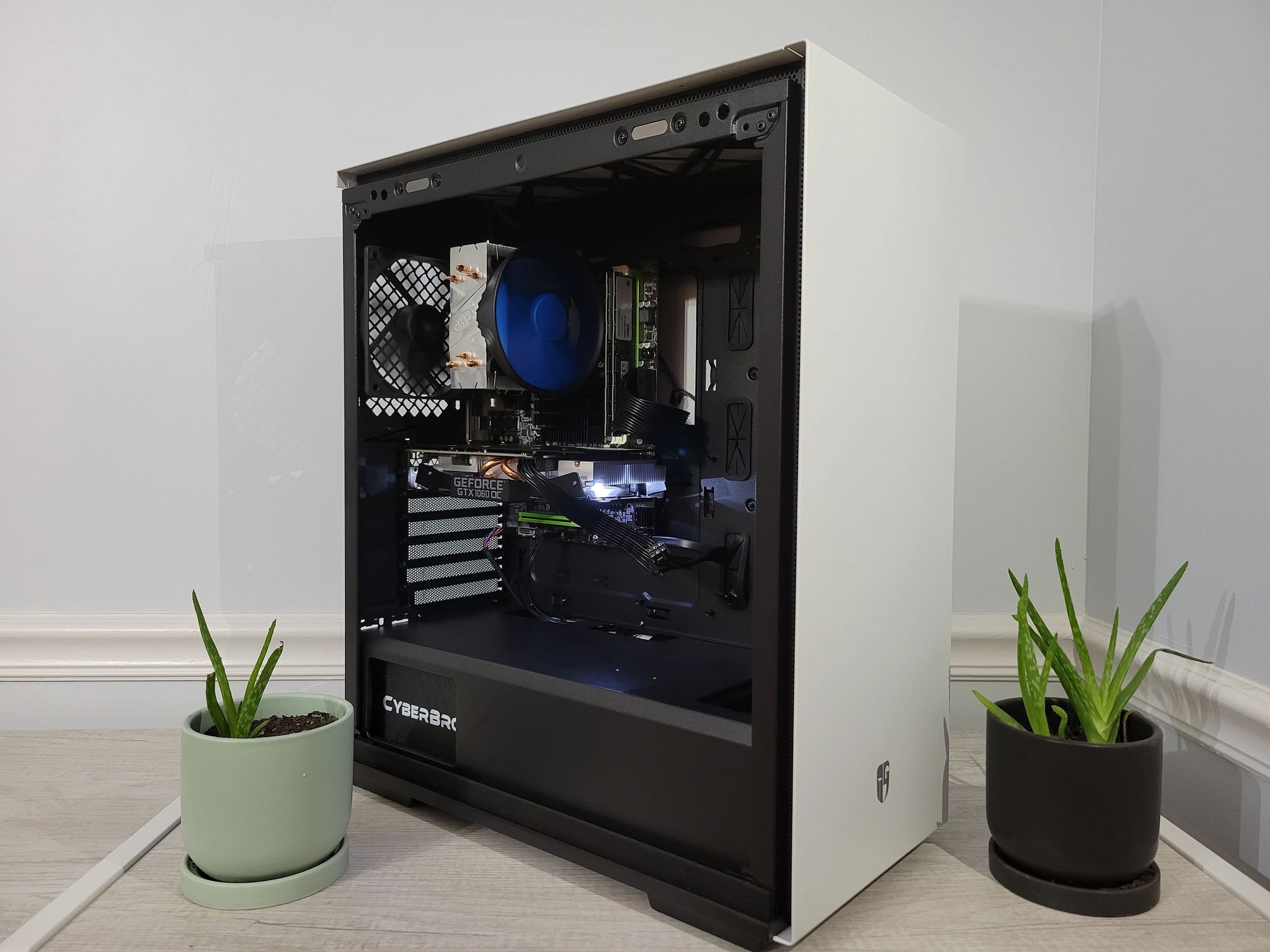 GTX 1060 3gb White Gaming PC (Xeon X5670//GTX 1060 3gb)