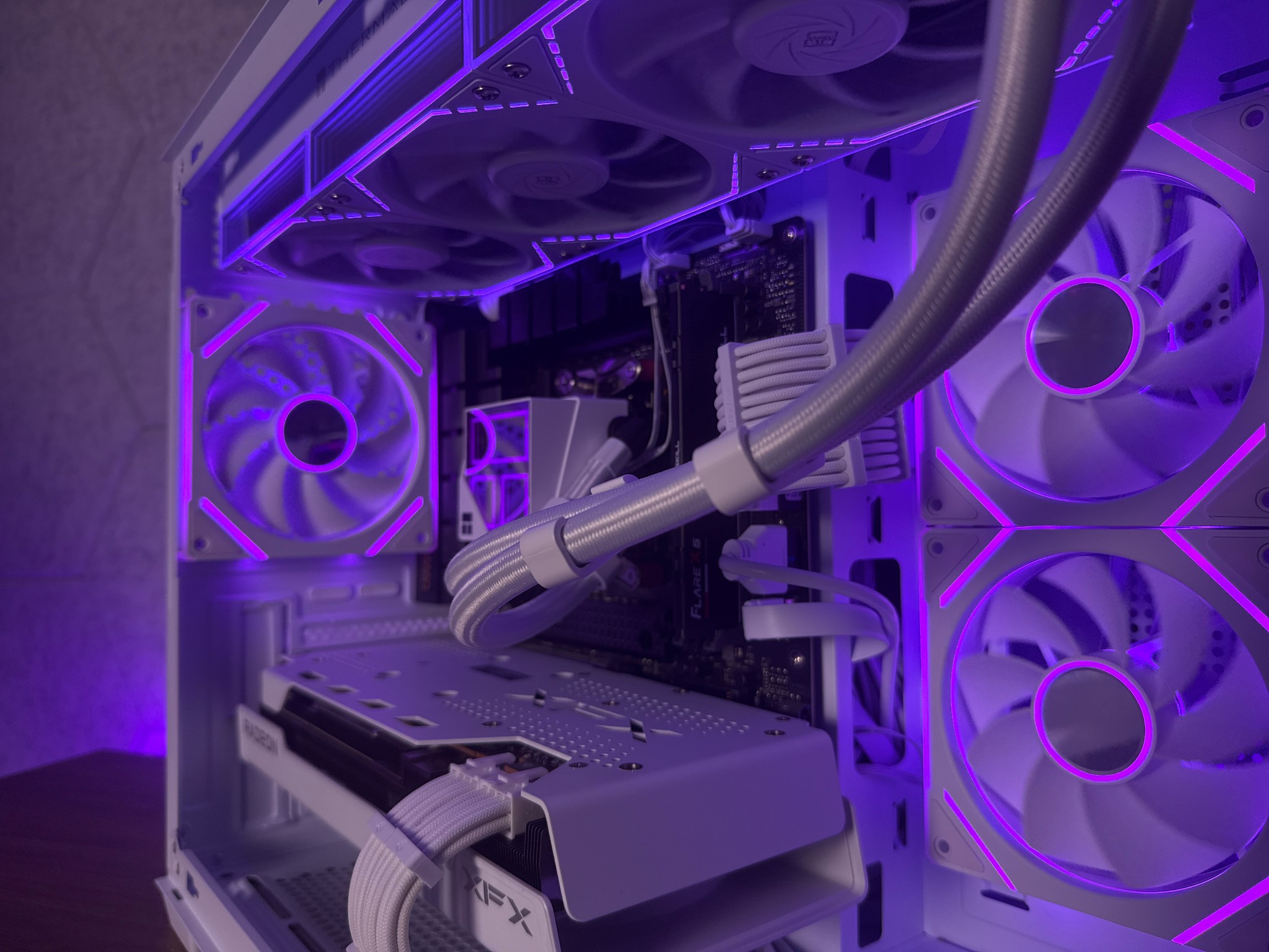❄️🧊 Budget DDR5 1440P/1080P Gaming PC | 7800 XT | Ryzen 5 | 16gb Ram | 1TB Nvme | WIFI/BT 🧊❄️