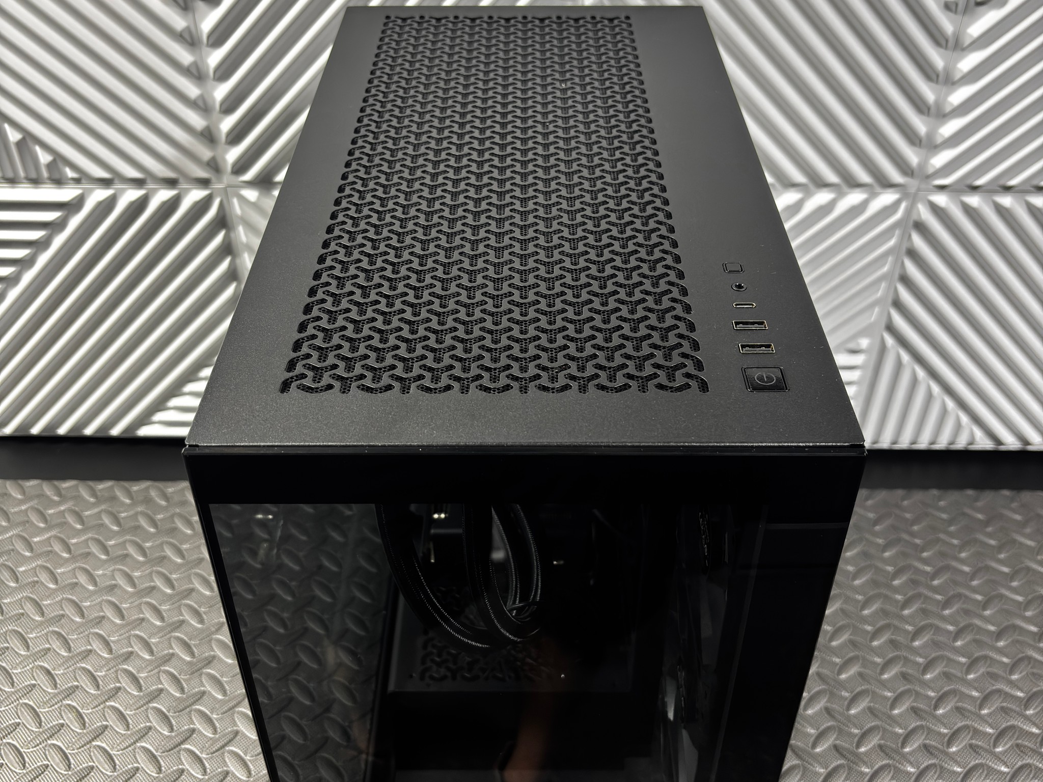 Corsair RGB Gaming PC | RX 6600 8GB | Ryzen 3 3100 | 16GB RAM | 1TB NVMe SSD | WiFi